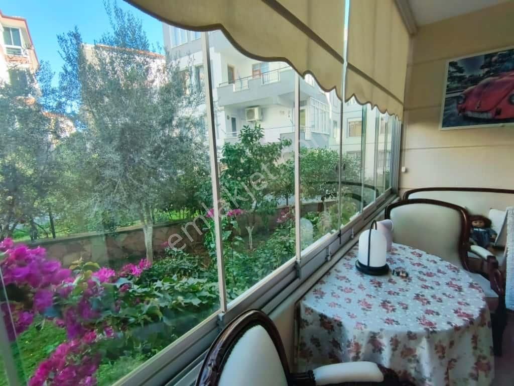 Biret Den Sarımsaklı Merkez De Satılık 2+1