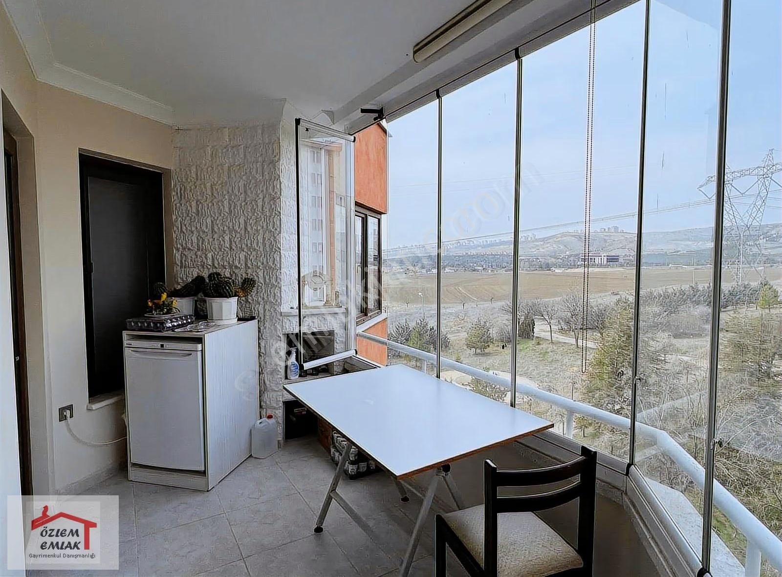 Taymek Karşısı Yapılı 4+1 Ara Kat Daire - Görsel 6