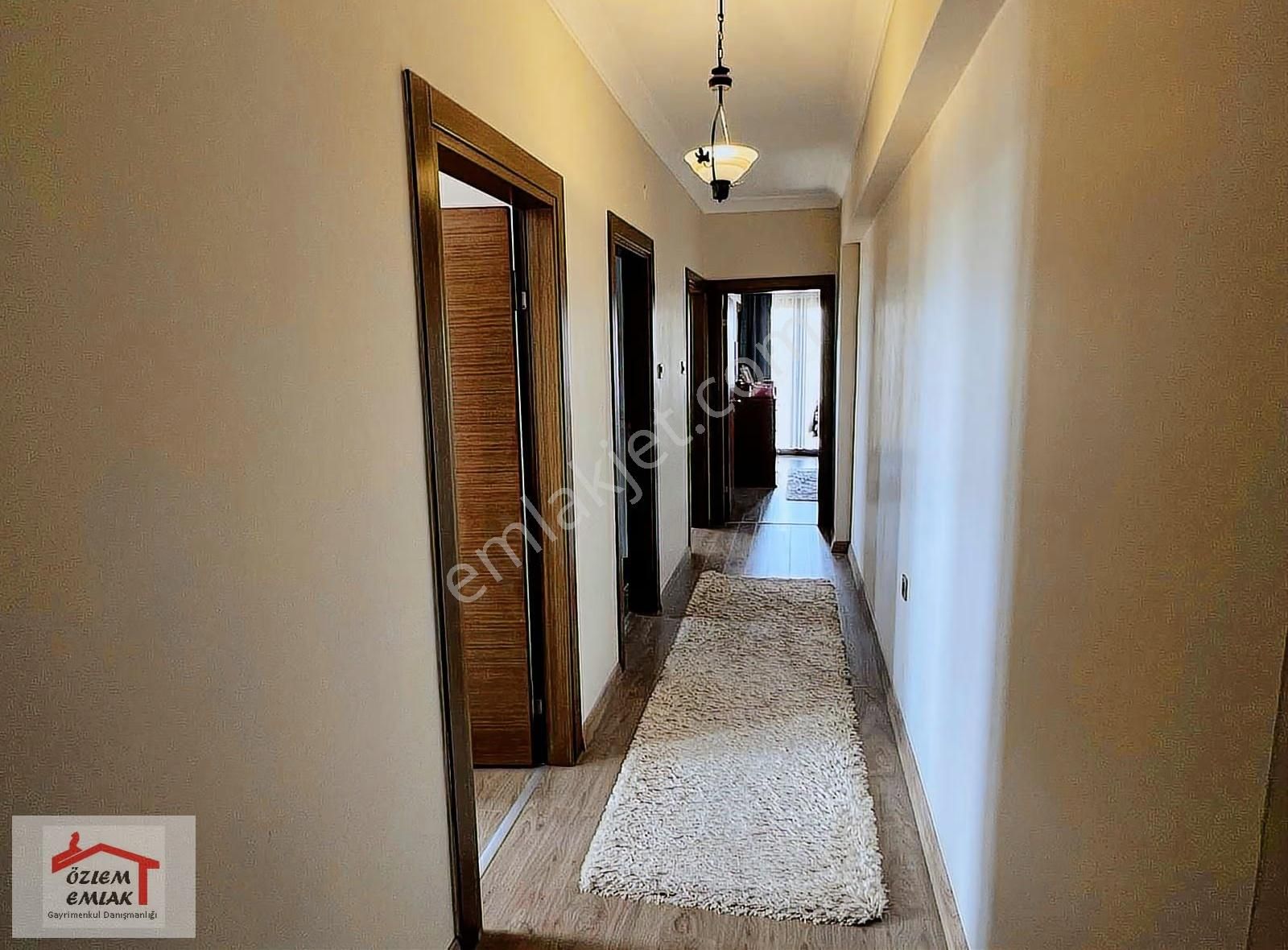 Taymek Karşısı Yapılı 4+1 Ara Kat Daire - Görsel 2