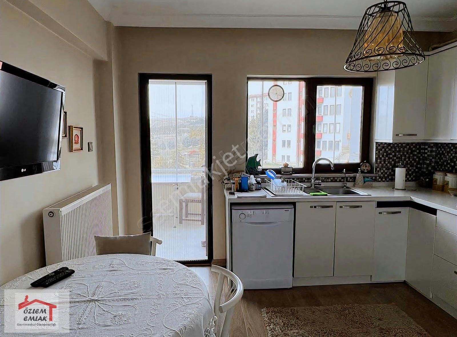 Taymek Karşısı Yapılı 4+1 Ara Kat Daire - Görsel 10