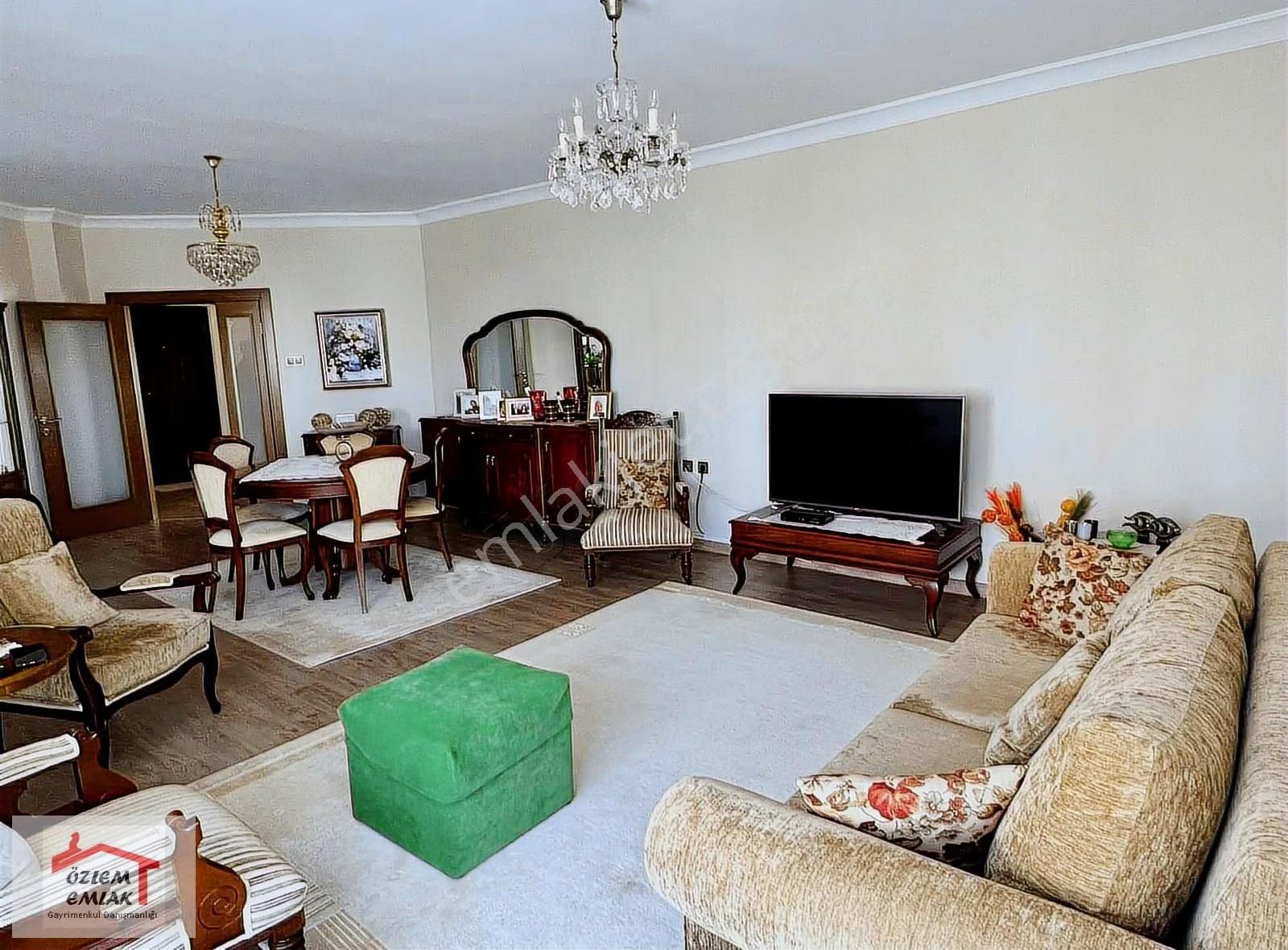 Taymek Karşısı Yapılı 4+1 Ara Kat Daire - Görsel 13