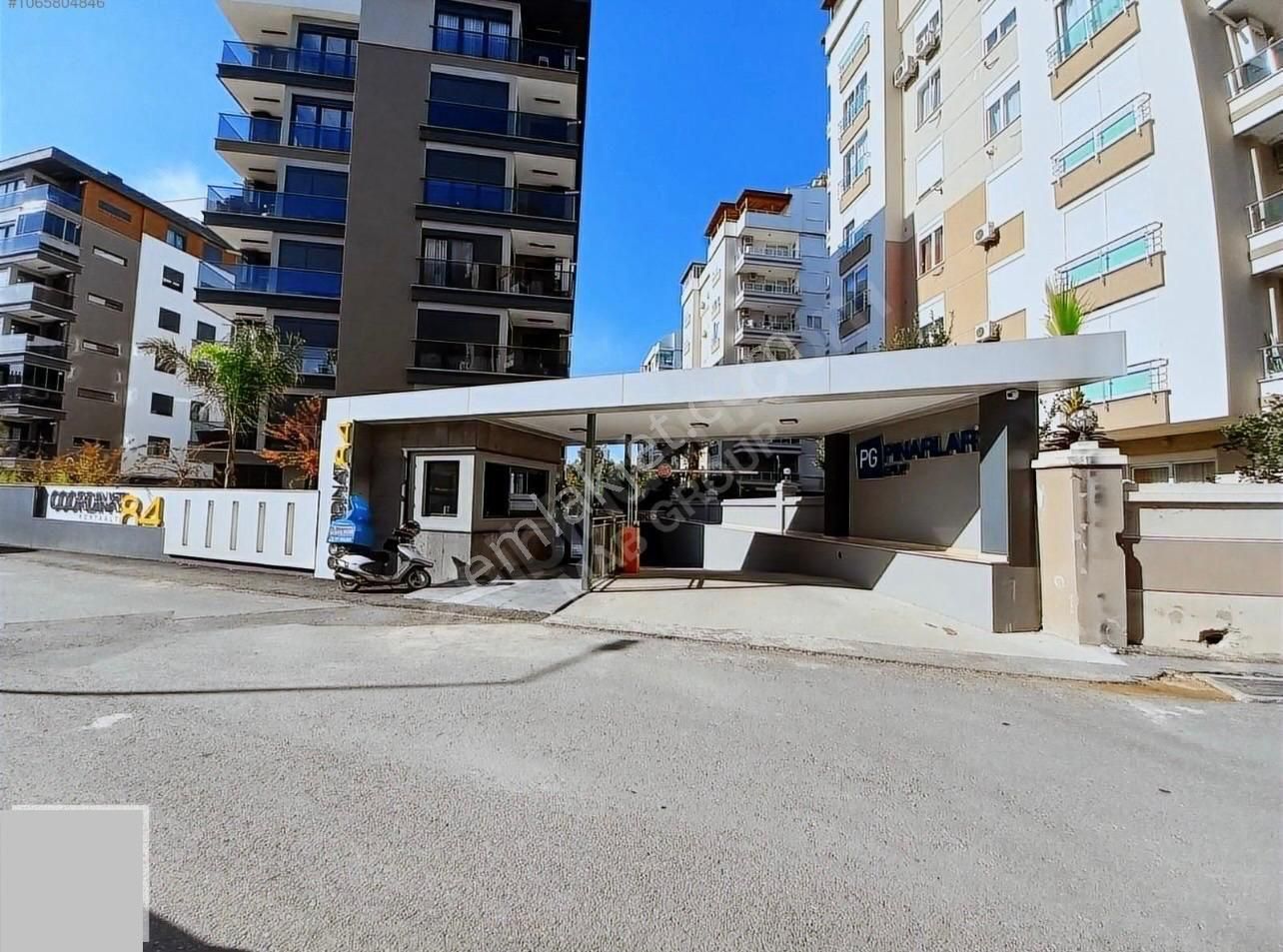 Konyaaltı Uncalı Mahallesinde Havuzlu Güvenlikli Sitede Doğalgaz Kombili 2 +1 Daire - Görsel 2