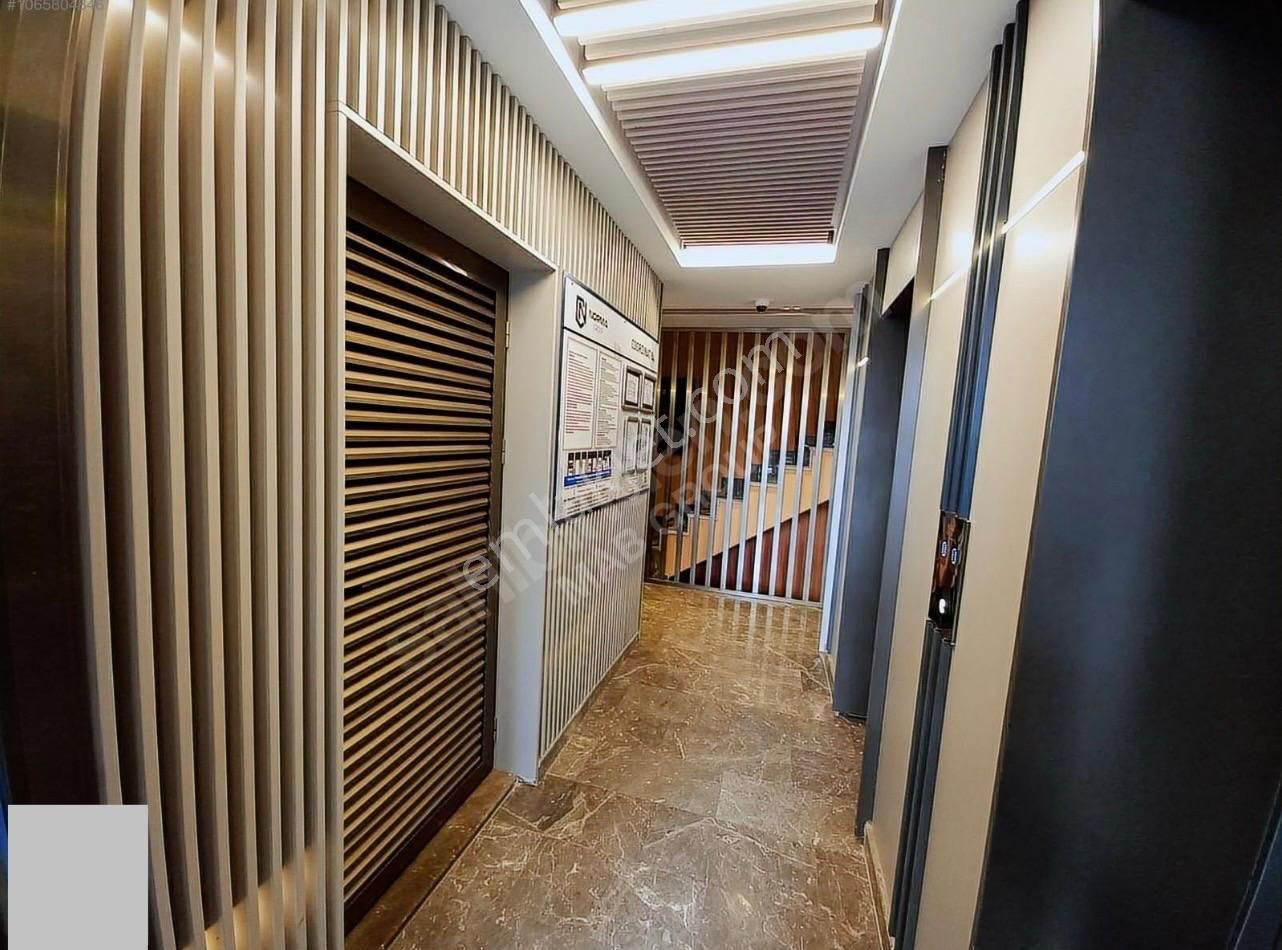 Konyaaltı Uncalı Mahallesinde Havuzlu Güvenlikli Sitede Doğalgaz Kombili 2 +1 Daire - Görsel 5