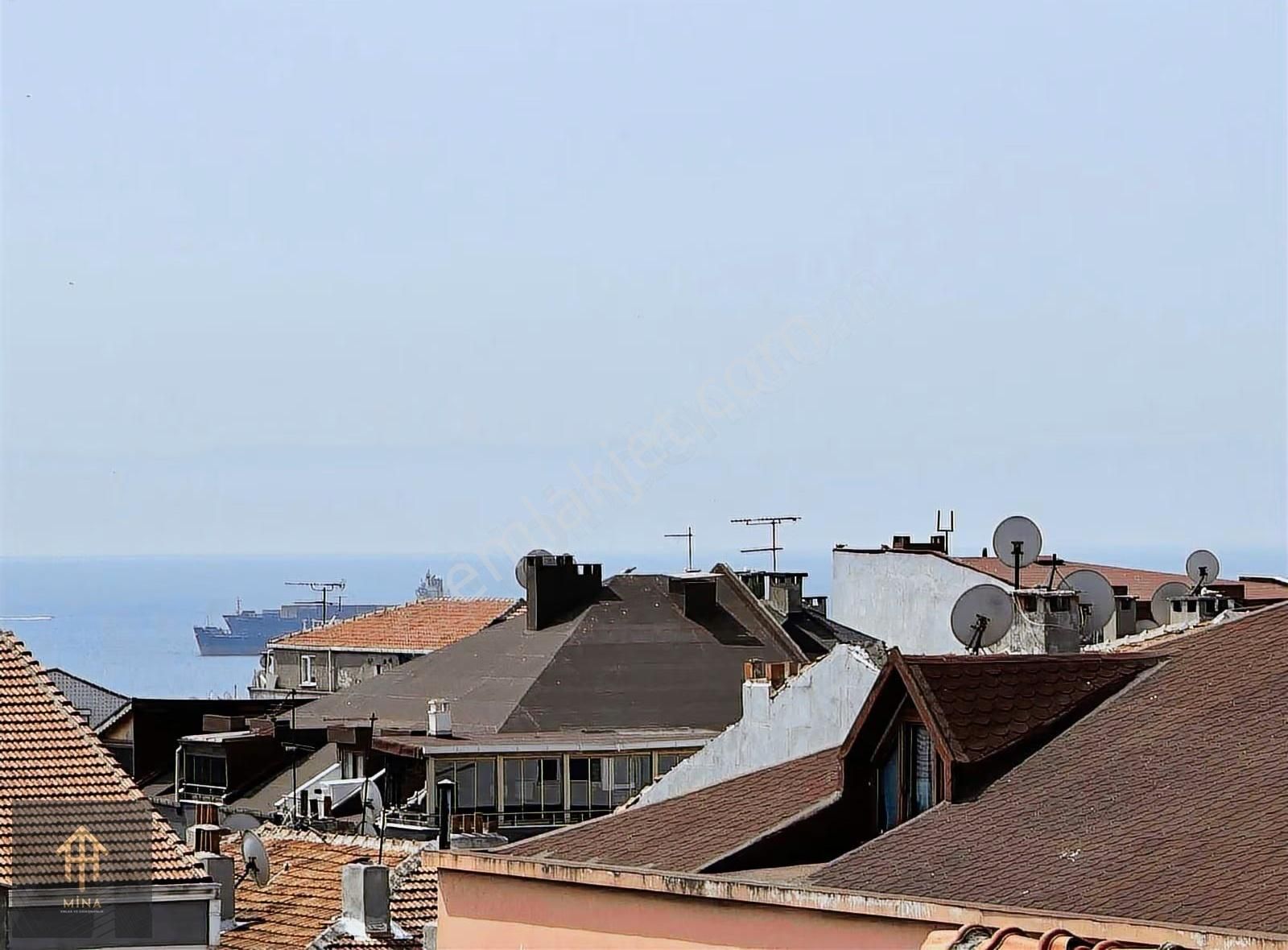 Yüksek Tavan Sıfır Ön Cephe Metrobüse 1dk Mesafede 4+2 - Görsel 8