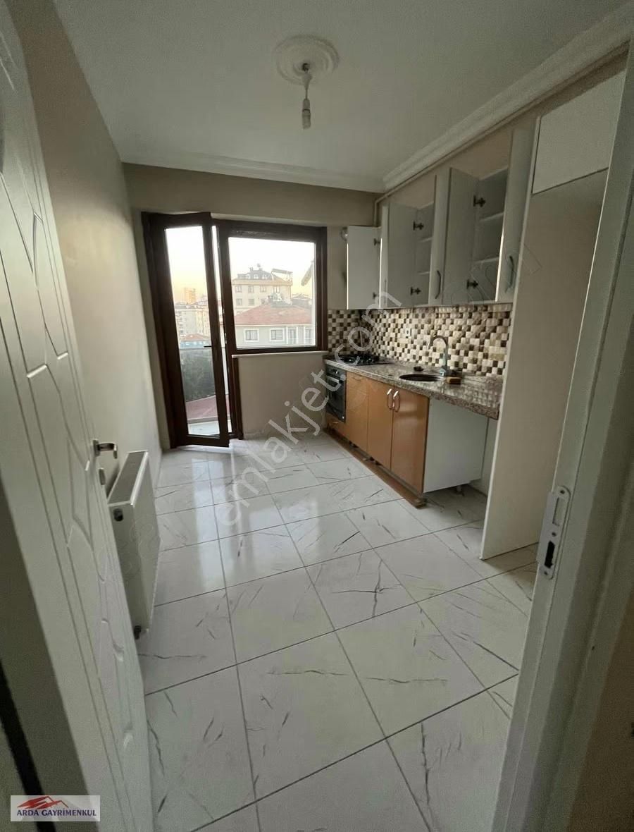 Ümraniye Elmalıkent Mh Site İçi Satılık 2+1 Güzel Konum - Görsel 3