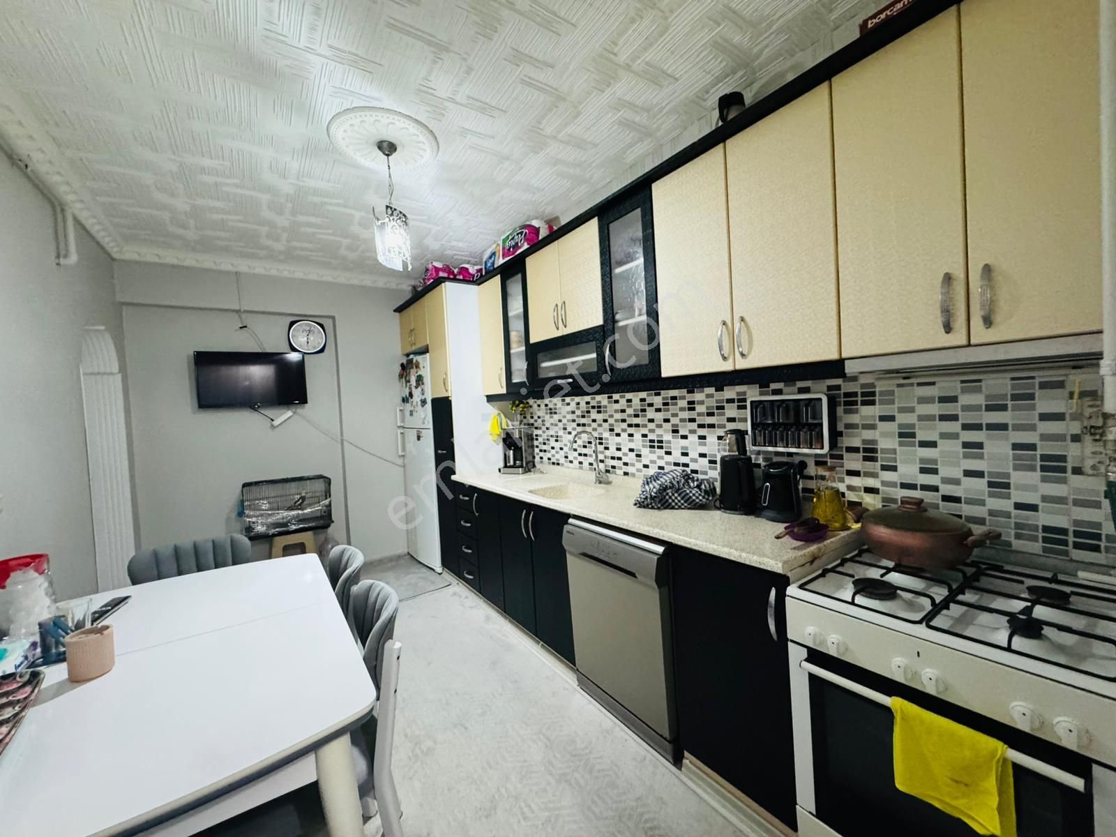 Merpa İnşaaat'tan***fatih Mah'de/ Acil Satılık / Tek Daire Üzeri // 2+1 - Görsel 3