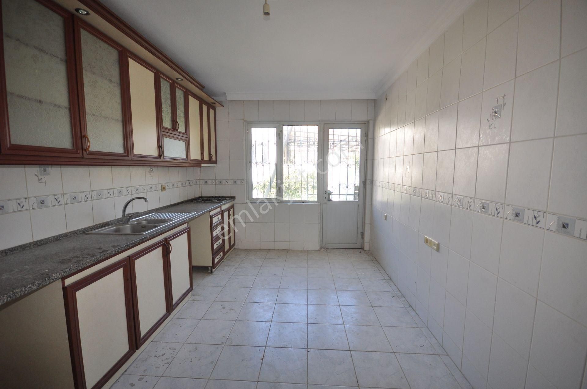 Söke Cumhuriyet Mh. Kiralık 2+1 Müstakil Ev - Görsel 3