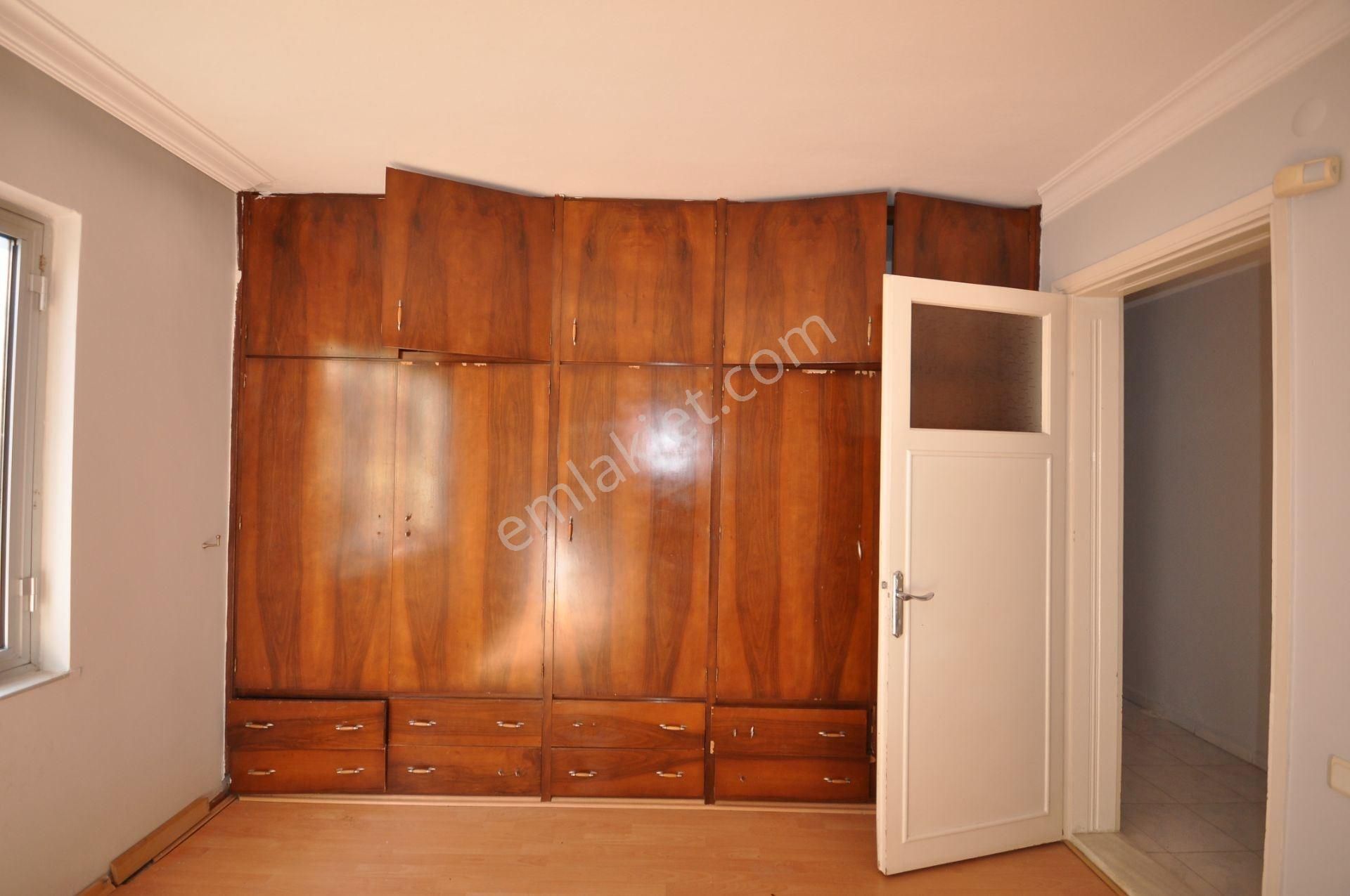 Söke Cumhuriyet Mh. Kiralık 2+1 Müstakil Ev - Görsel 9