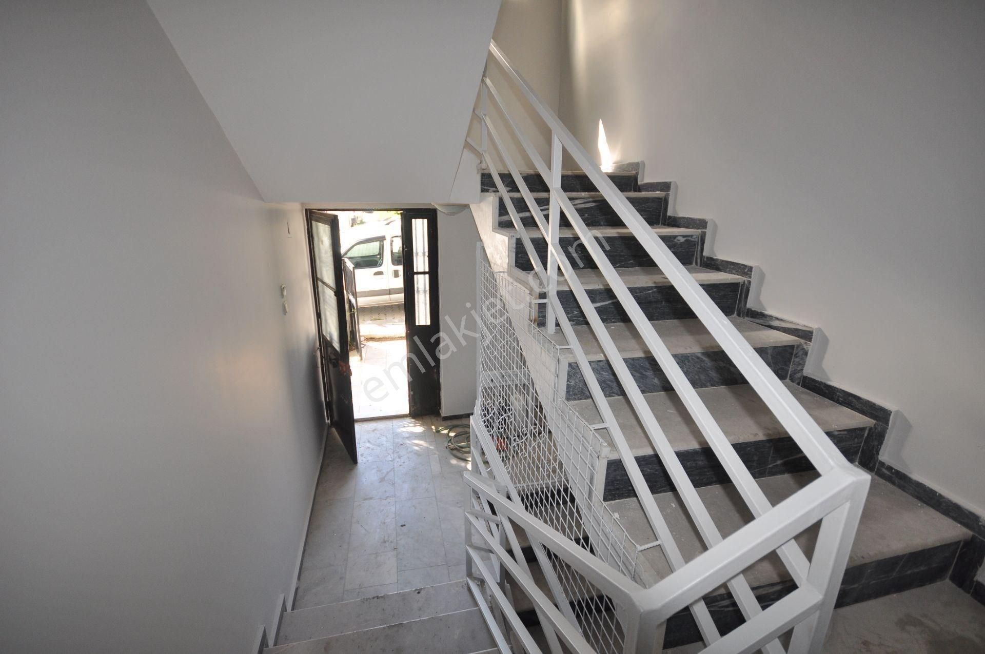 Söke Cumhuriyet Mh. Kiralık 2+1 Müstakil Ev - Görsel 14