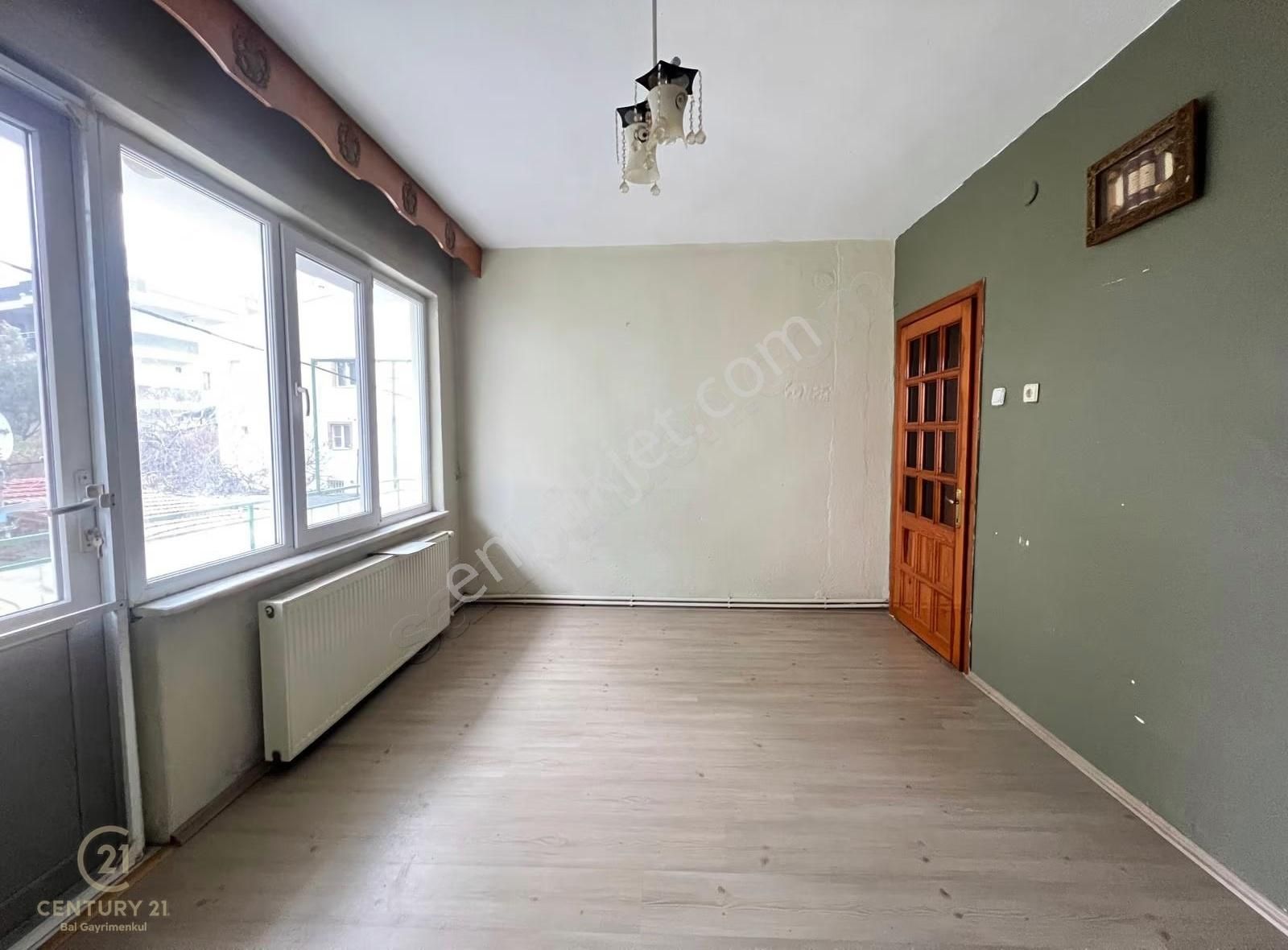 C21 Bal'dan Nef Yakını Ara Kat 2+1 Daire - Görsel 4