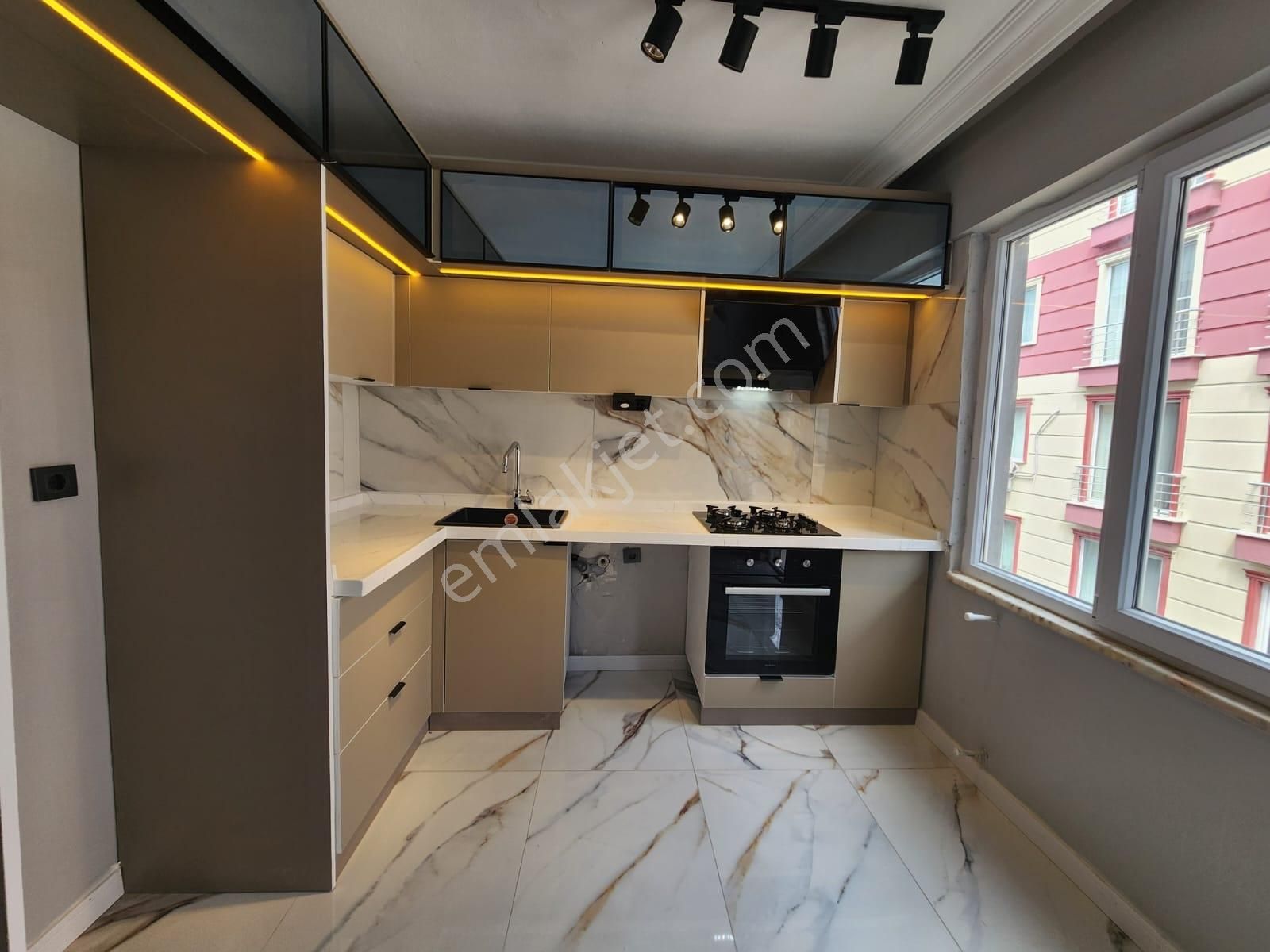 Kumsaldan Altınkumda Denize !700 Mt! Ön Cephe_2+1_ara Kat Daire! - Görsel 15