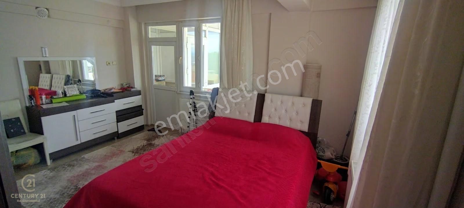 C21 Bal'dan Sütlücede, Şehir Manzaralı,geniş Satılık 2+1 Daire - Görsel 8