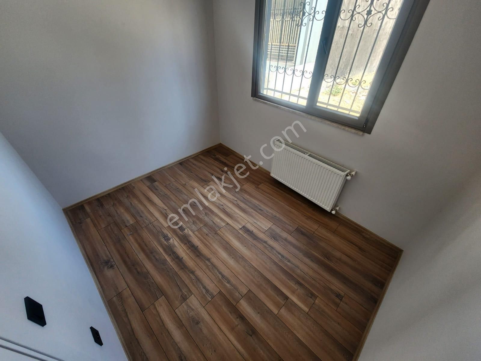 Kumsaldan Akçayda Ebeveyn Banyolu Cam Balkonlu_2+1_öncephe Daire - Görsel 4