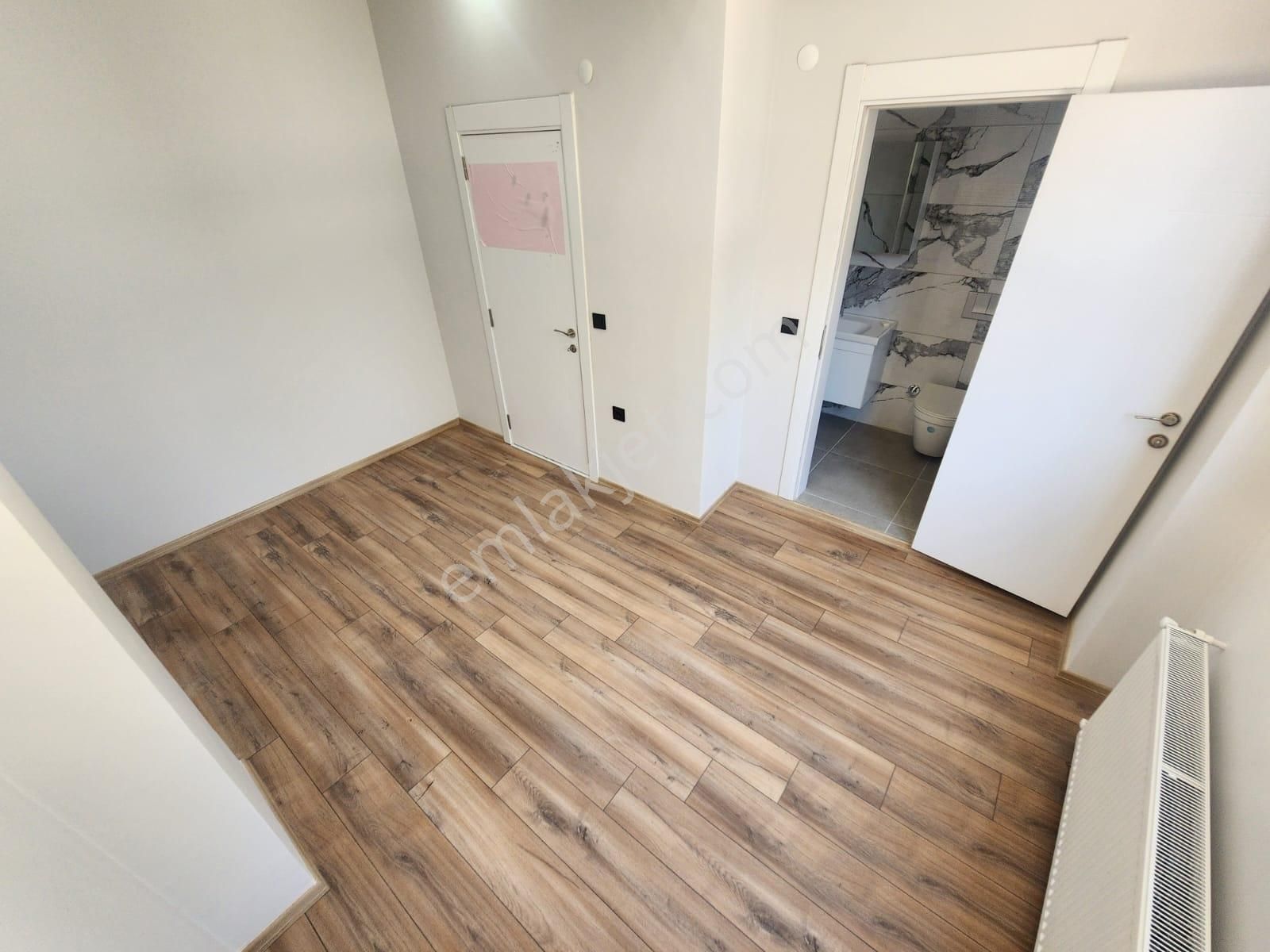 Kumsaldan Akçayda Ebeveyn Banyolu Cam Balkonlu_2+1_öncephe Daire - Görsel 14