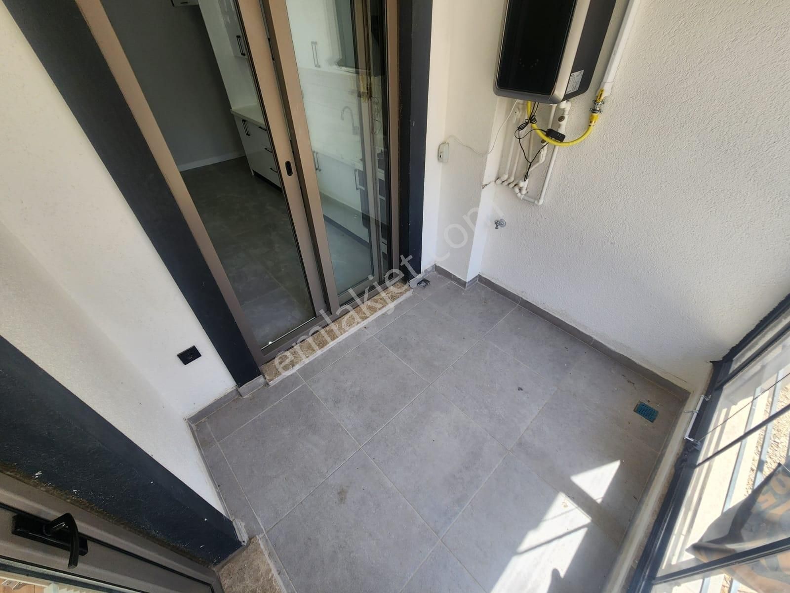 Kumsaldan Akçayda Ebeveyn Banyolu Cam Balkonlu_2+1_öncephe Daire - Görsel 12