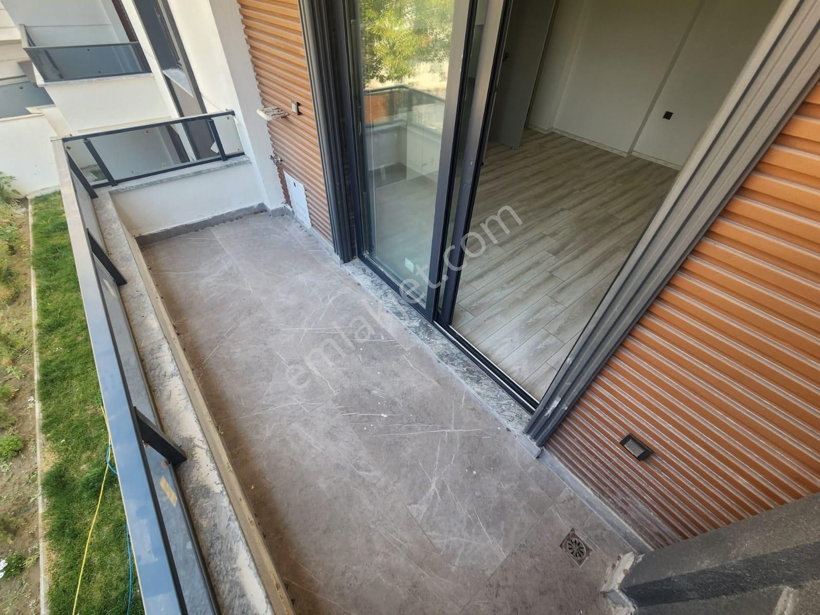 Kumsaldan Akçayda Merkezi Konumda Denize 50 Mt_1+1_sıfır Daire - Görsel 32