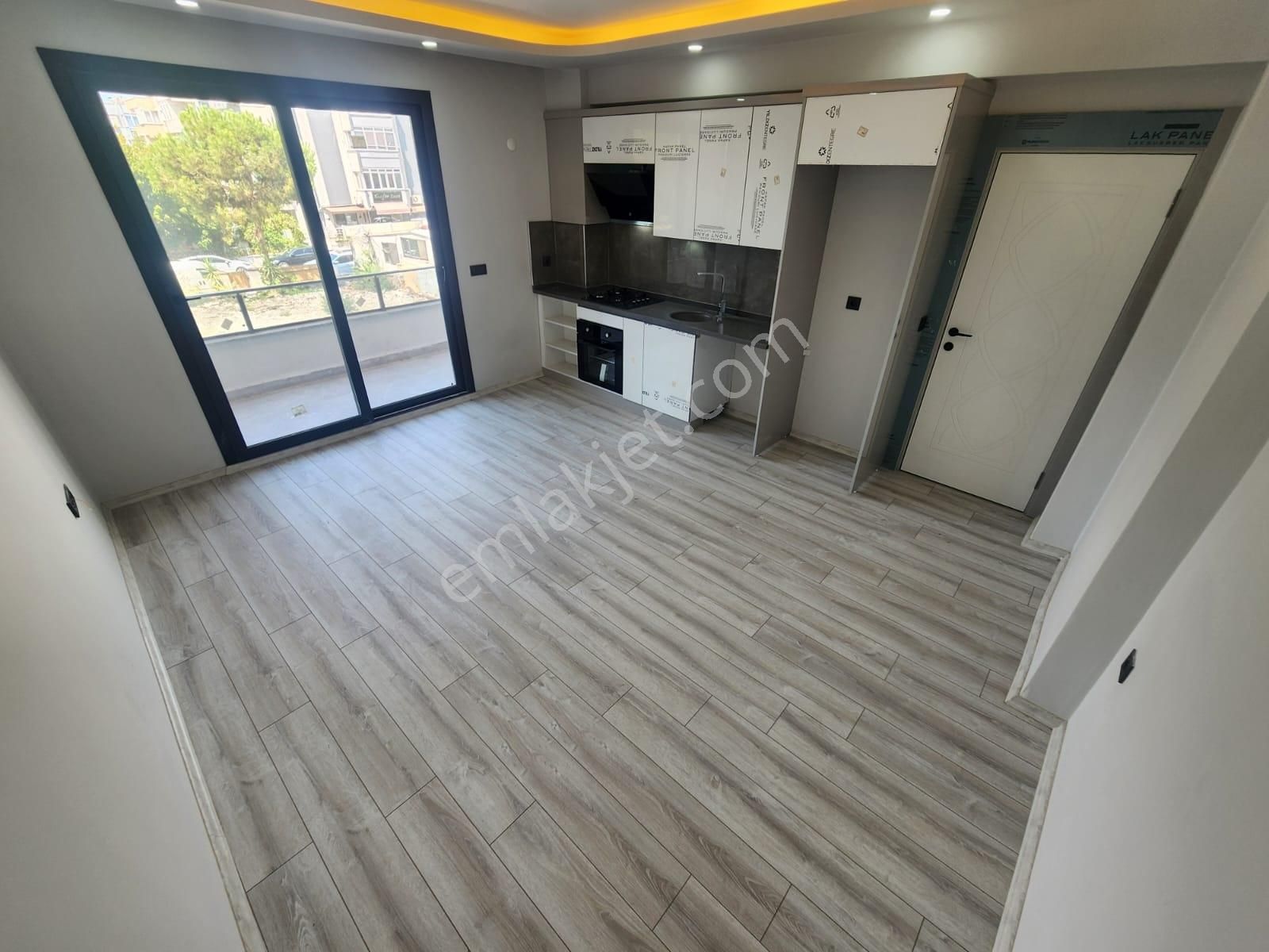 Kumsaldan Akçayda Merkezi Konumda Denize 50 Mt_1+1_sıfır Daire - Görsel 8