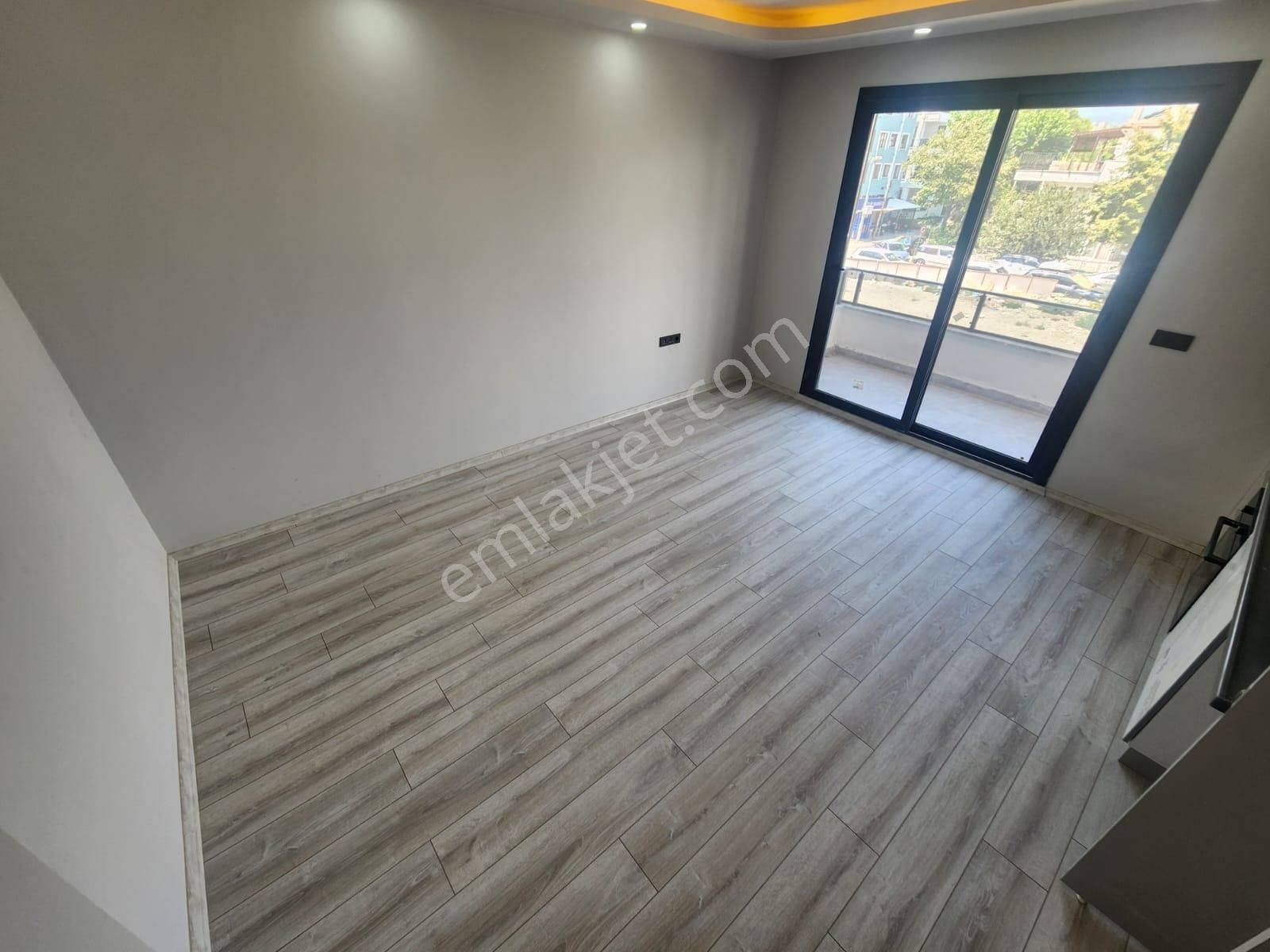 Kumsaldan Akçayda Merkezi Konumda Denize 50 Mt_1+1_sıfır Daire - Görsel 23