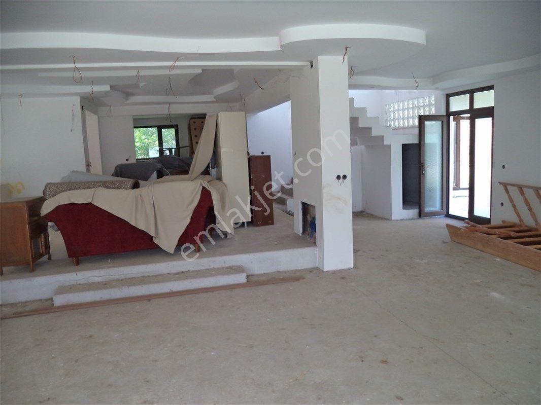 Mudanya Bademli'de 700 M2 Bahçeli Satılık Villa - Görsel 2