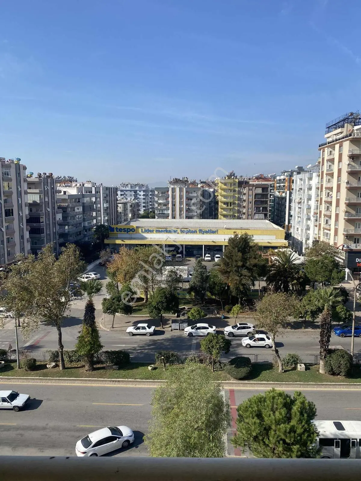 Adnan Menderes Mahallesinde Kiralık Geniş 3+1 Daire - Görsel 10