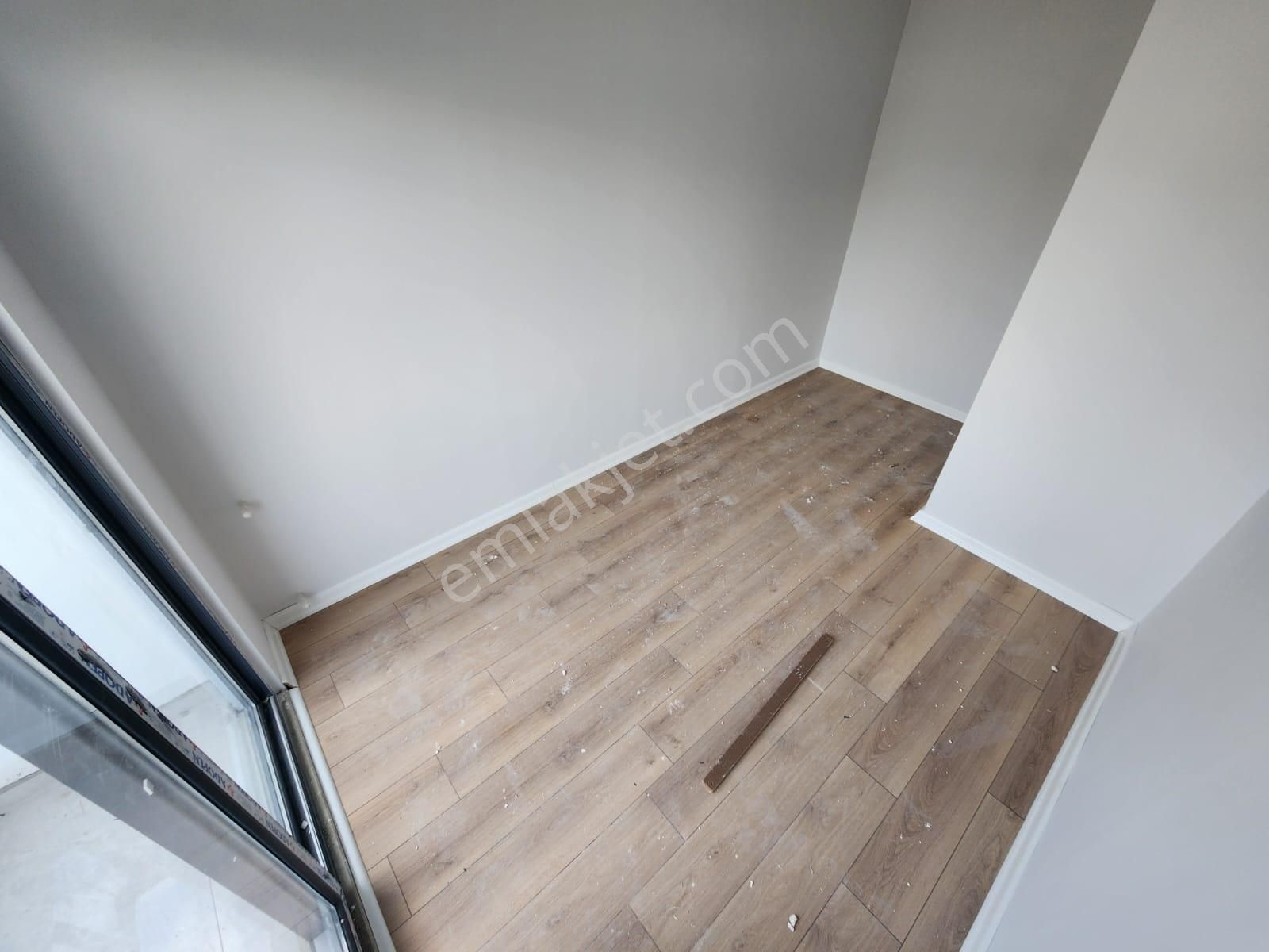 Kumsaldan Akçayda Çift Balkonlu Ara Kat Ön Cephe_2+1_sıfır Daire - Görsel 5