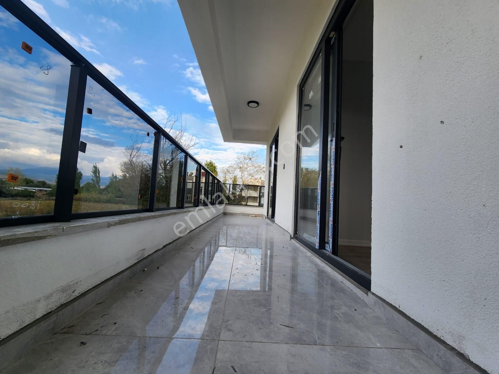 Kumsaldan Akçayda Çift Balkonlu Ara Kat Ön Cephe_2+1_sıfır Daire - Görsel 9