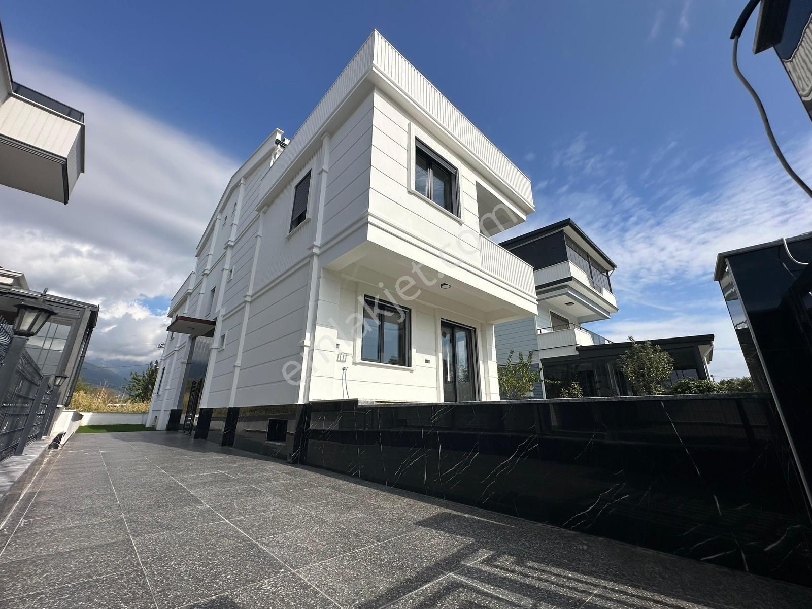 Kumsaldan Akçay'da Kendine Ait Bahçe Kullanımlı_1+1_sıfır Daire* - Görsel 6