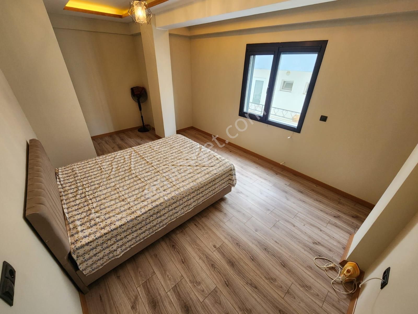 Yetkisi Kumsaldan Denize 100 Mt! Ara Kat Geniş_1+1_satılık Daire - Görsel 17