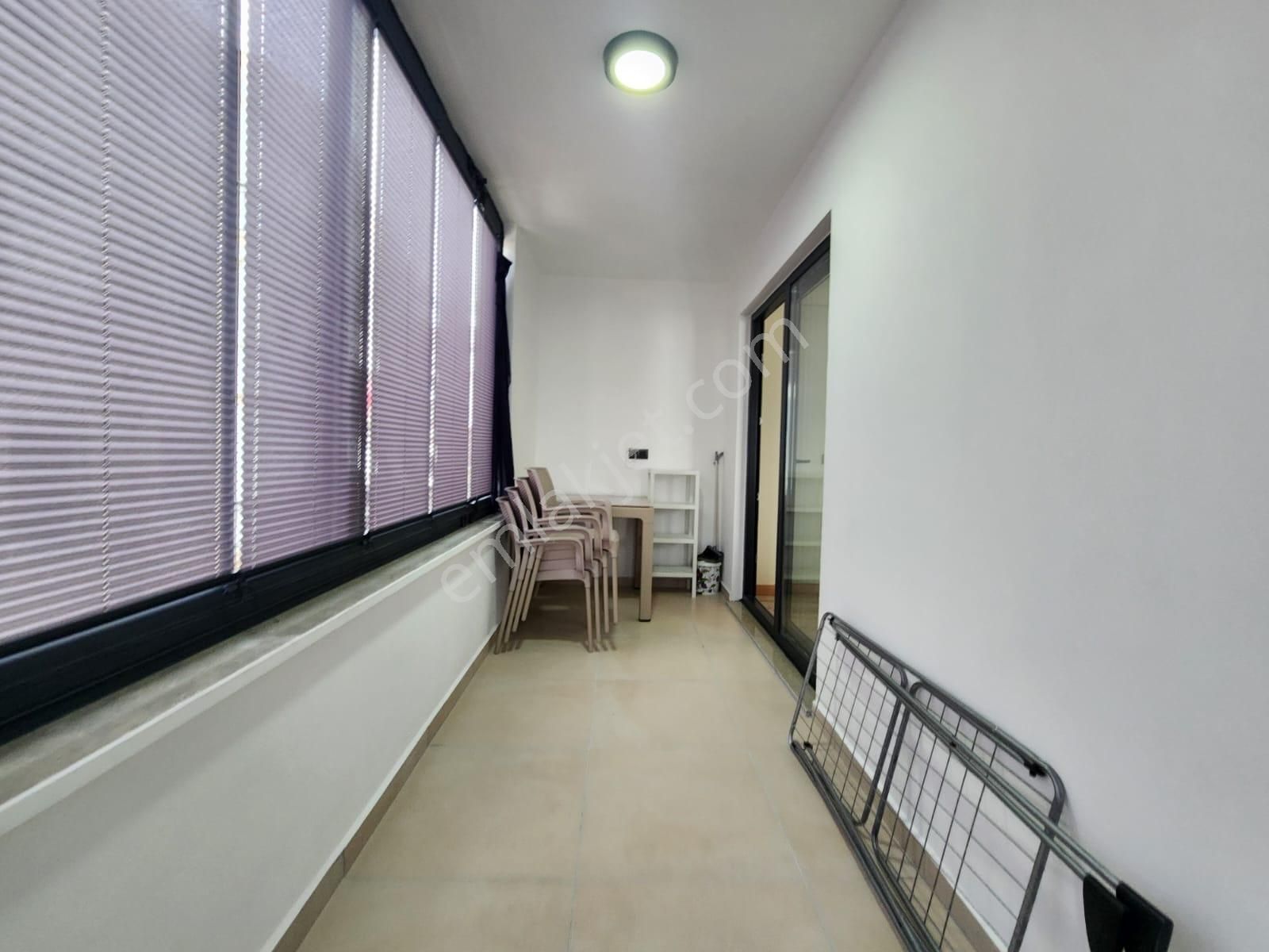 Yetkisi Kumsaldan Denize 100 Mt! Ara Kat Geniş_1+1_satılık Daire - Görsel 15