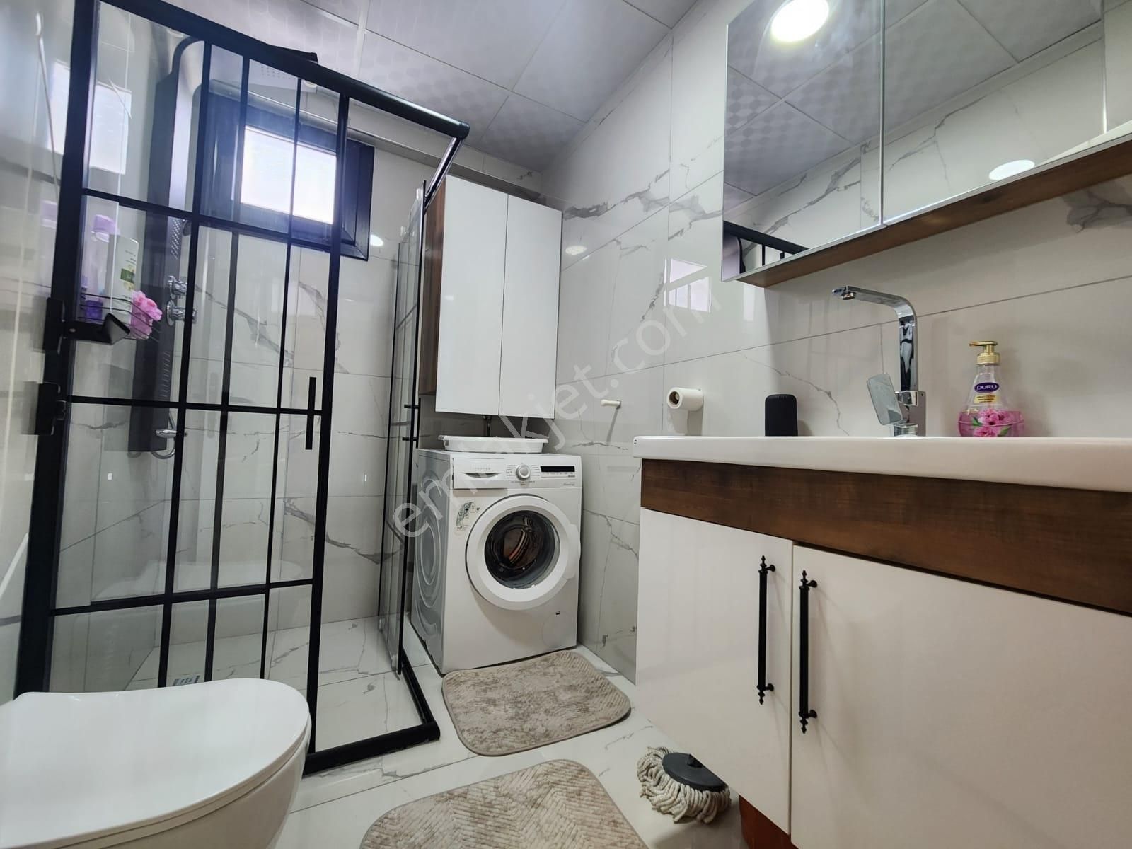 Yetkisi Kumsaldan Denize 100 Mt! Ara Kat Geniş_1+1_satılık Daire - Görsel 26