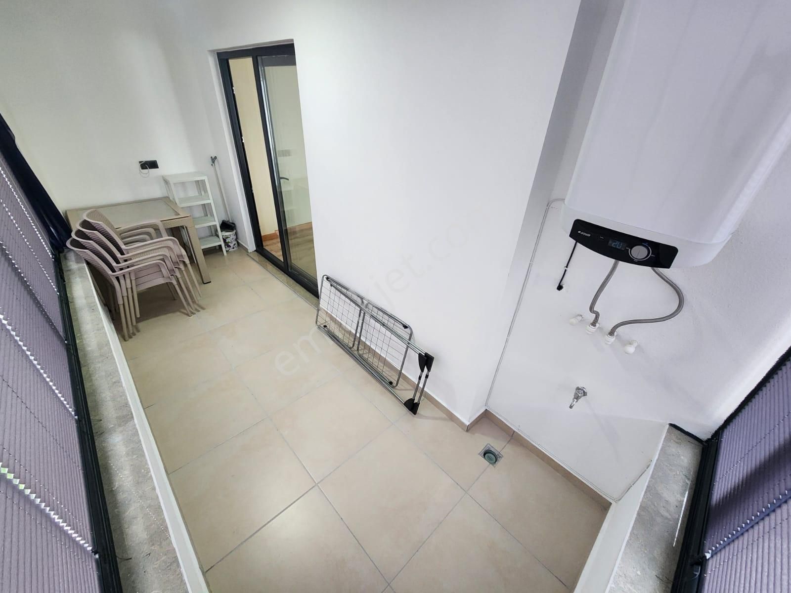 Yetkisi Kumsaldan Denize 100 Mt! Ara Kat Geniş_1+1_satılık Daire - Görsel 16