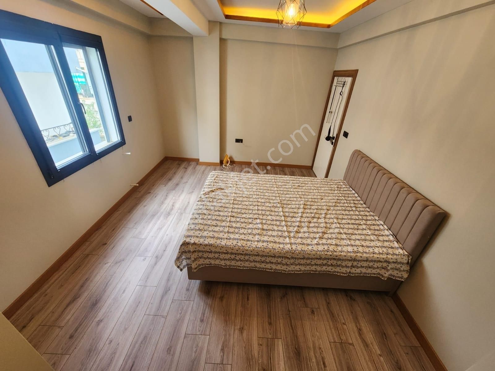 Yetkisi Kumsaldan Denize 100 Mt! Ara Kat Geniş_1+1_satılık Daire - Görsel 18