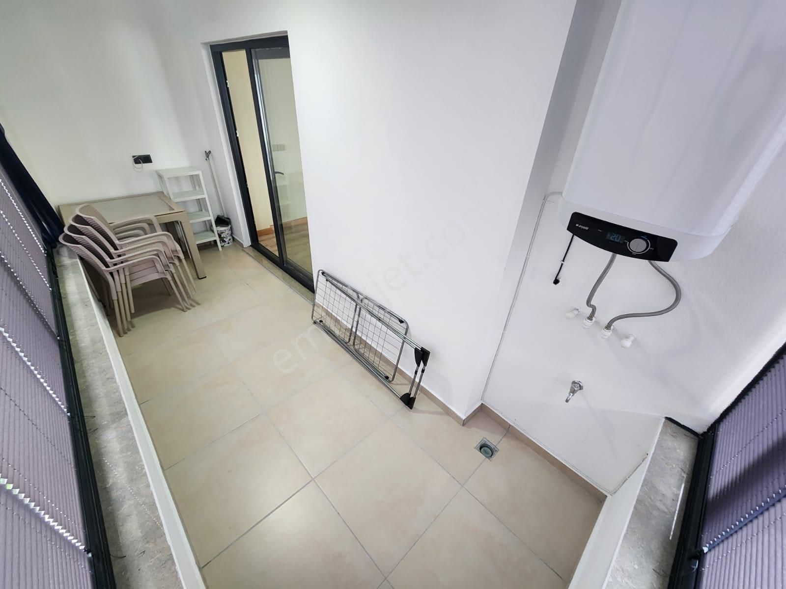 Yetkisi Kumsaldan Denize 100 Mt! Ara Kat Geniş_1+1_satılık Daire - Görsel 14