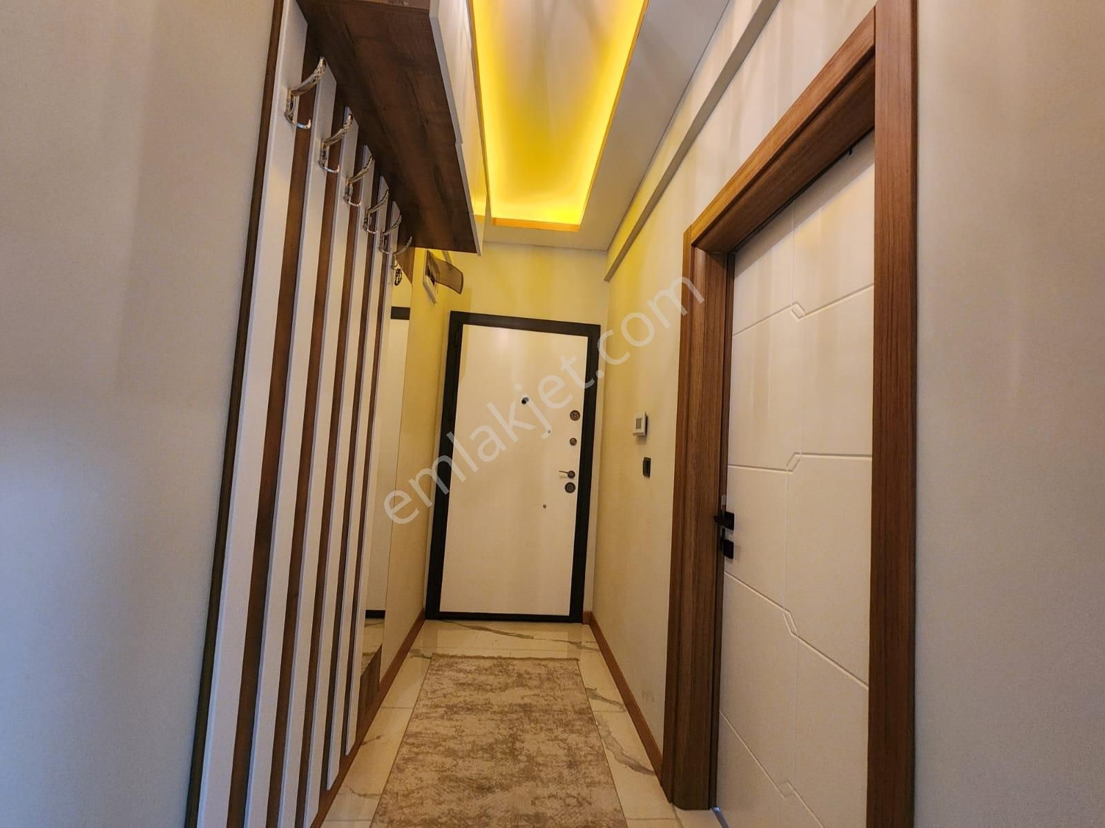 Yetkisi Kumsaldan Denize 100 Mt! Ara Kat Geniş_1+1_satılık Daire - Görsel 11