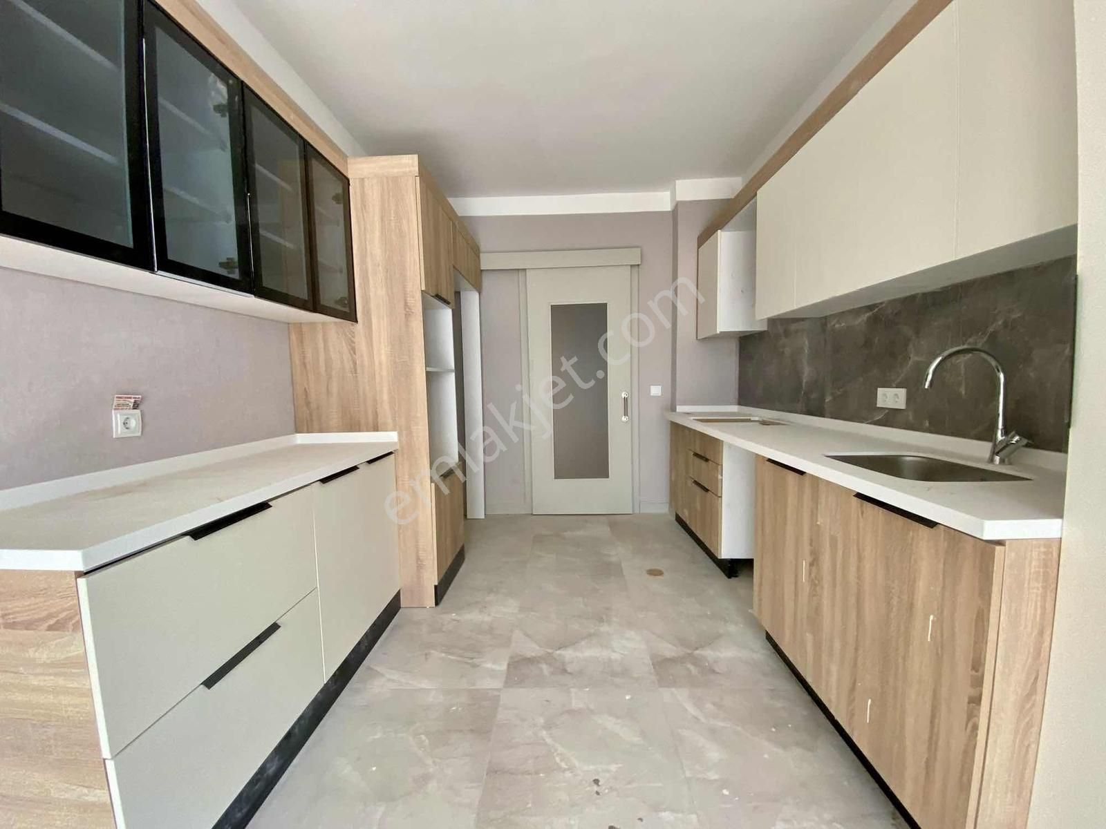 Saraycık Mahallesi Asm 500 Evlerde 4+1 Daire - Görsel 2