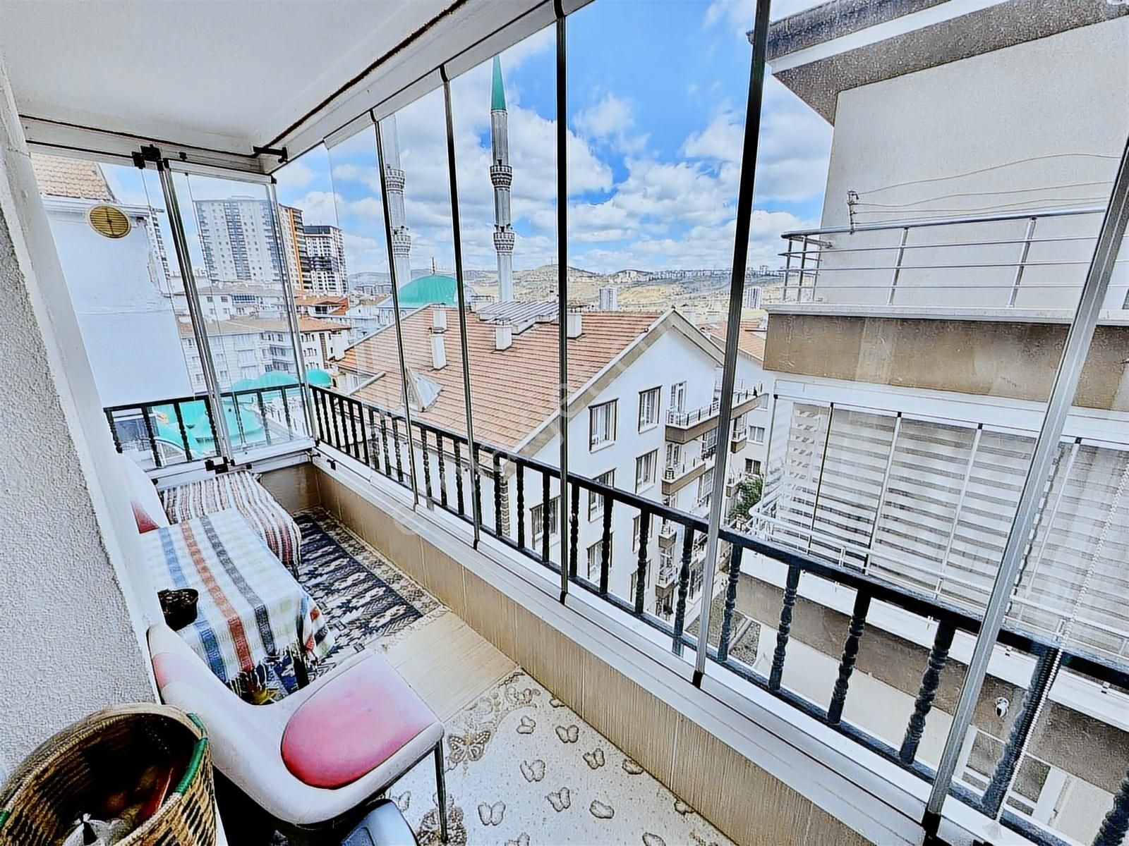 Ufuktepe De Orta Katta Asansörlü Full Yapılı 3+1 Satılık Daire - Görsel 2