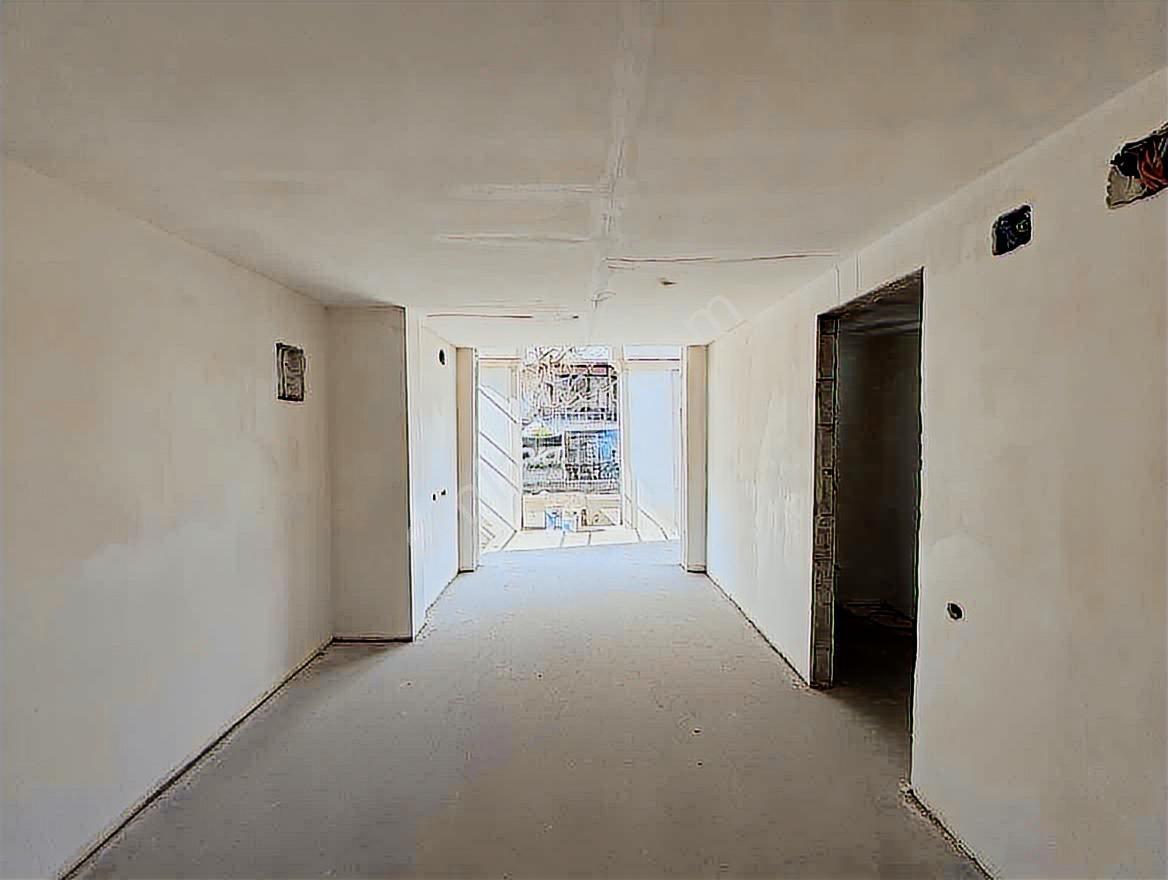 New Form'dan Kuyuluk'ta Satılık 5+2 Villa + 1000 M2 Bahçe - Görsel 3