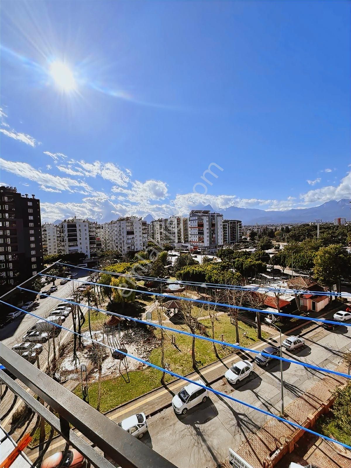 Konyaaltı'nda Önü Kapanmaz 3+1 Doğalgazlı Asansörlü