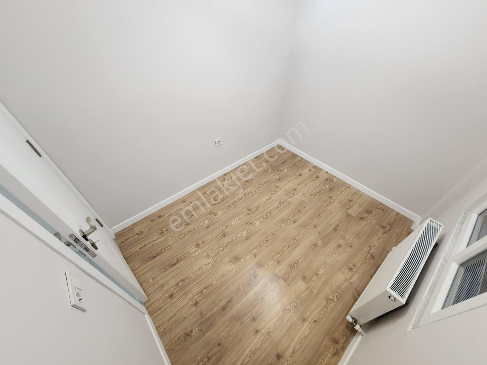 Kumsaldan Muhteşem Genişlikte_3+1_ön Cephe Ara Kat Satılık Daire - Görsel 14