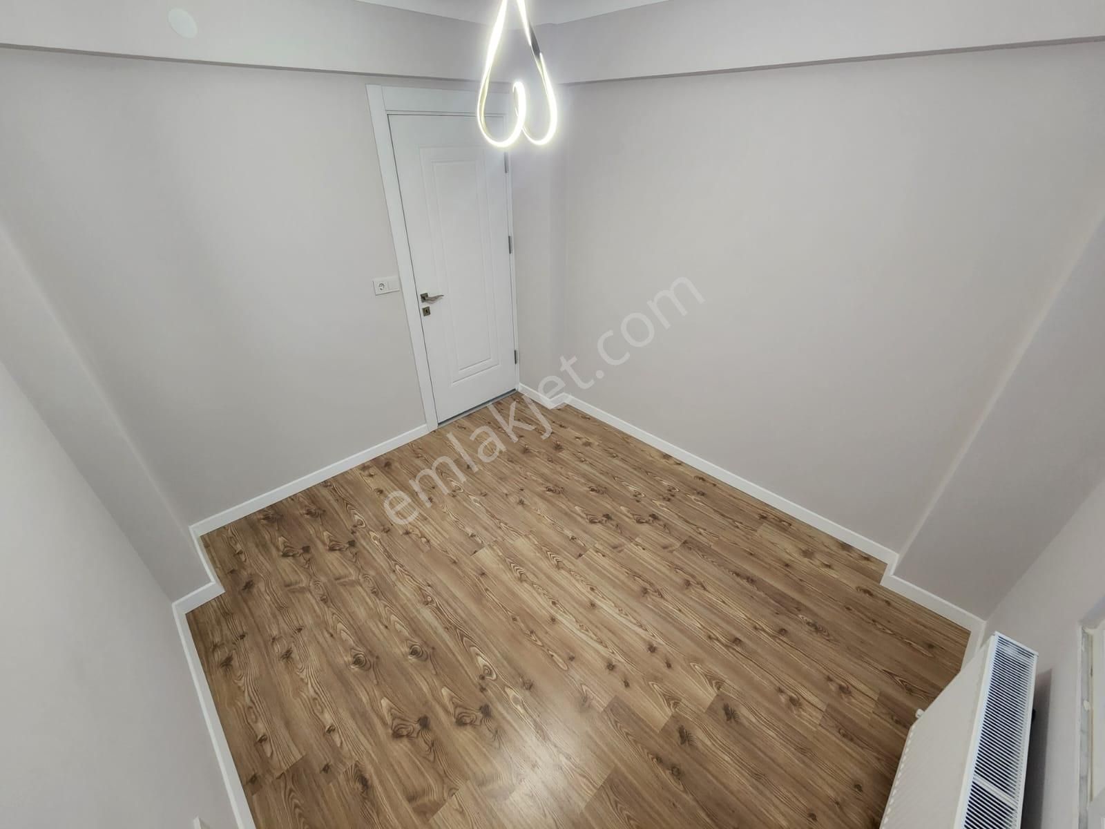 Kumsaldan Muhteşem Genişlikte_3+1_ön Cephe Ara Kat Satılık Daire - Görsel 12