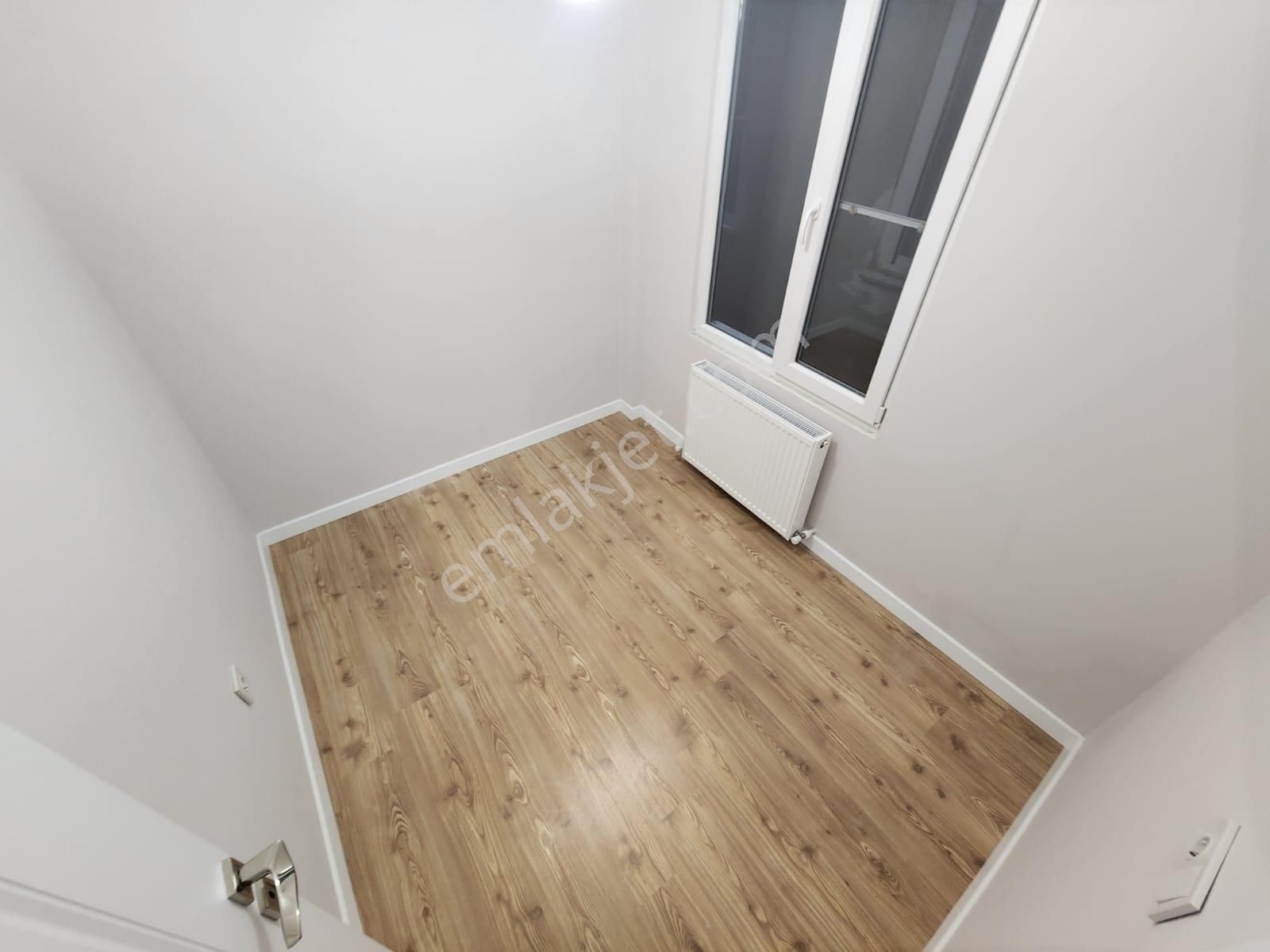 Kumsaldan Muhteşem Genişlikte_3+1_ön Cephe Ara Kat Satılık Daire - Görsel 6