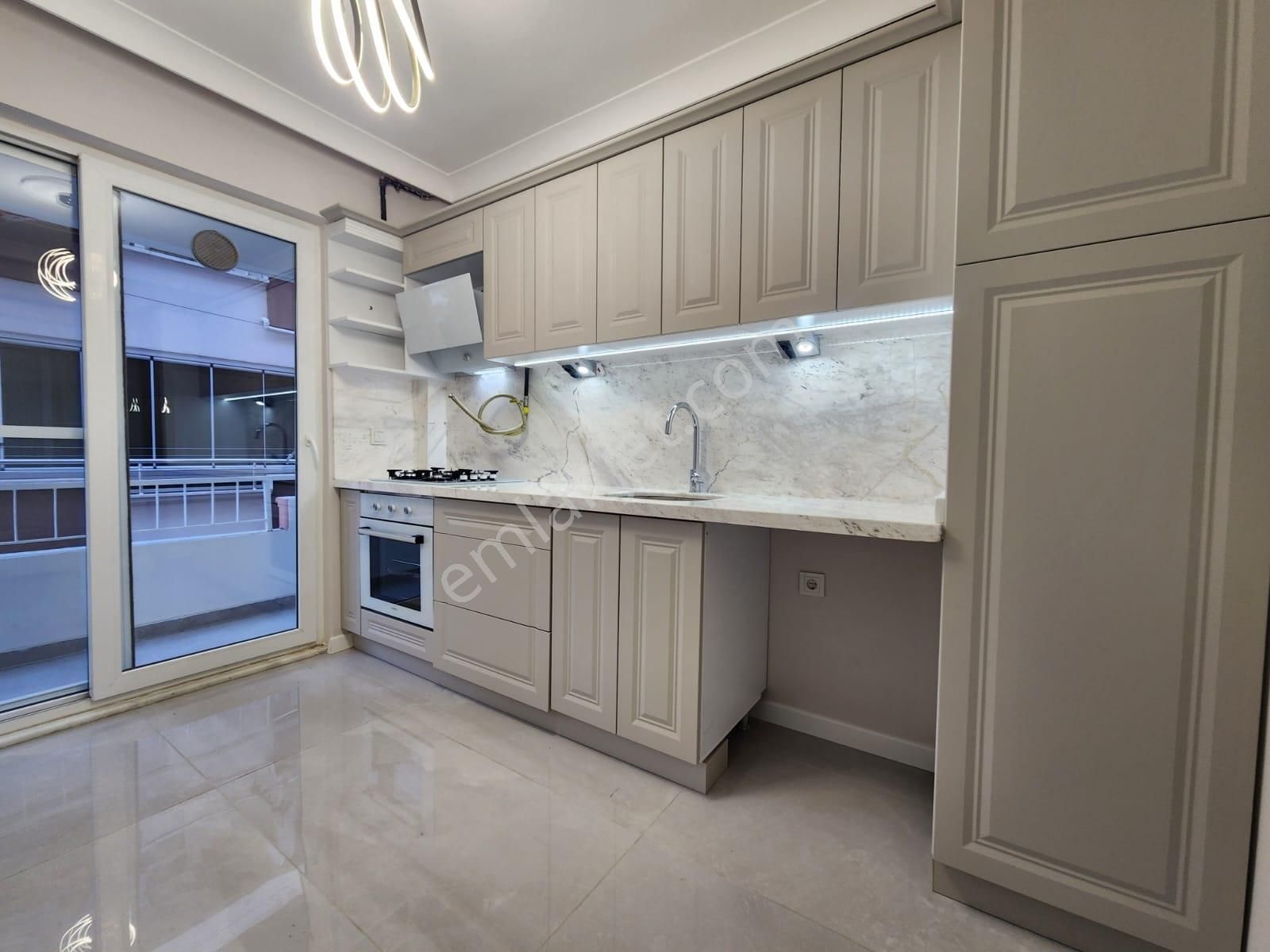 Kumsaldan Muhteşem Genişlikte_3+1_ön Cephe Ara Kat Satılık Daire - Görsel 22