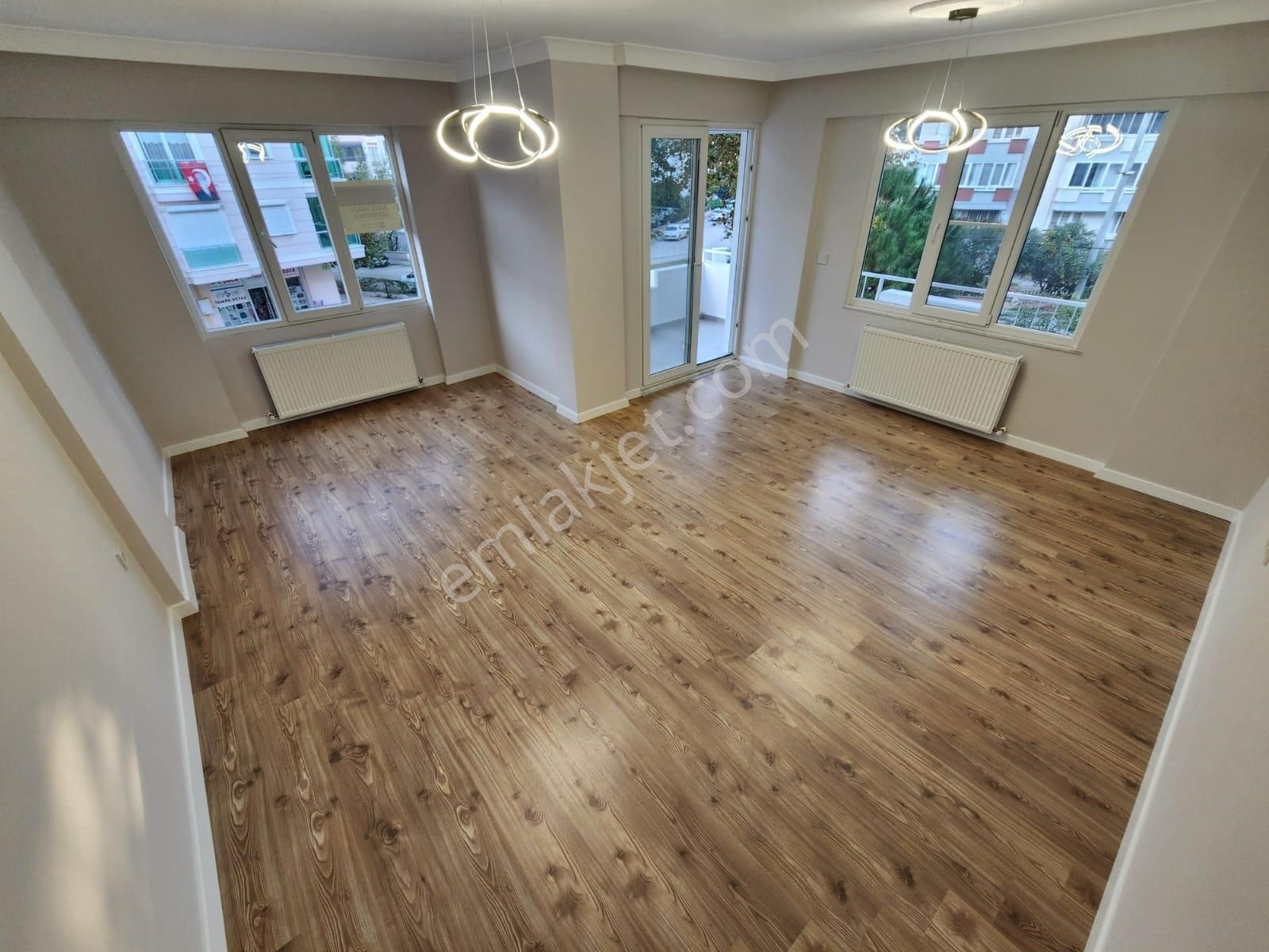 Kumsaldan Muhteşem Genişlikte_3+1_ön Cephe Ara Kat Satılık Daire - Görsel 25