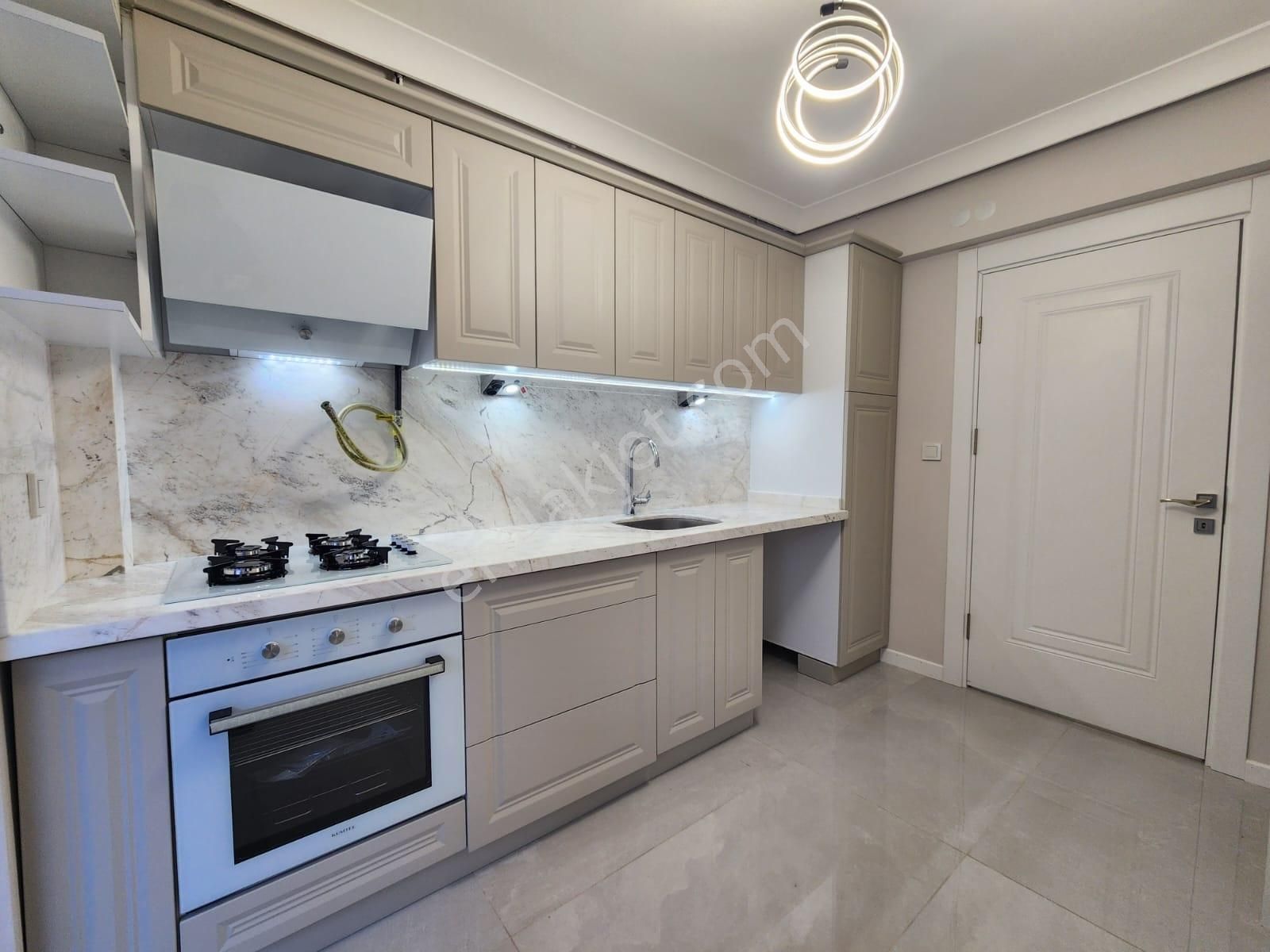 Kumsaldan Muhteşem Genişlikte_3+1_ön Cephe Ara Kat Satılık Daire - Görsel 26