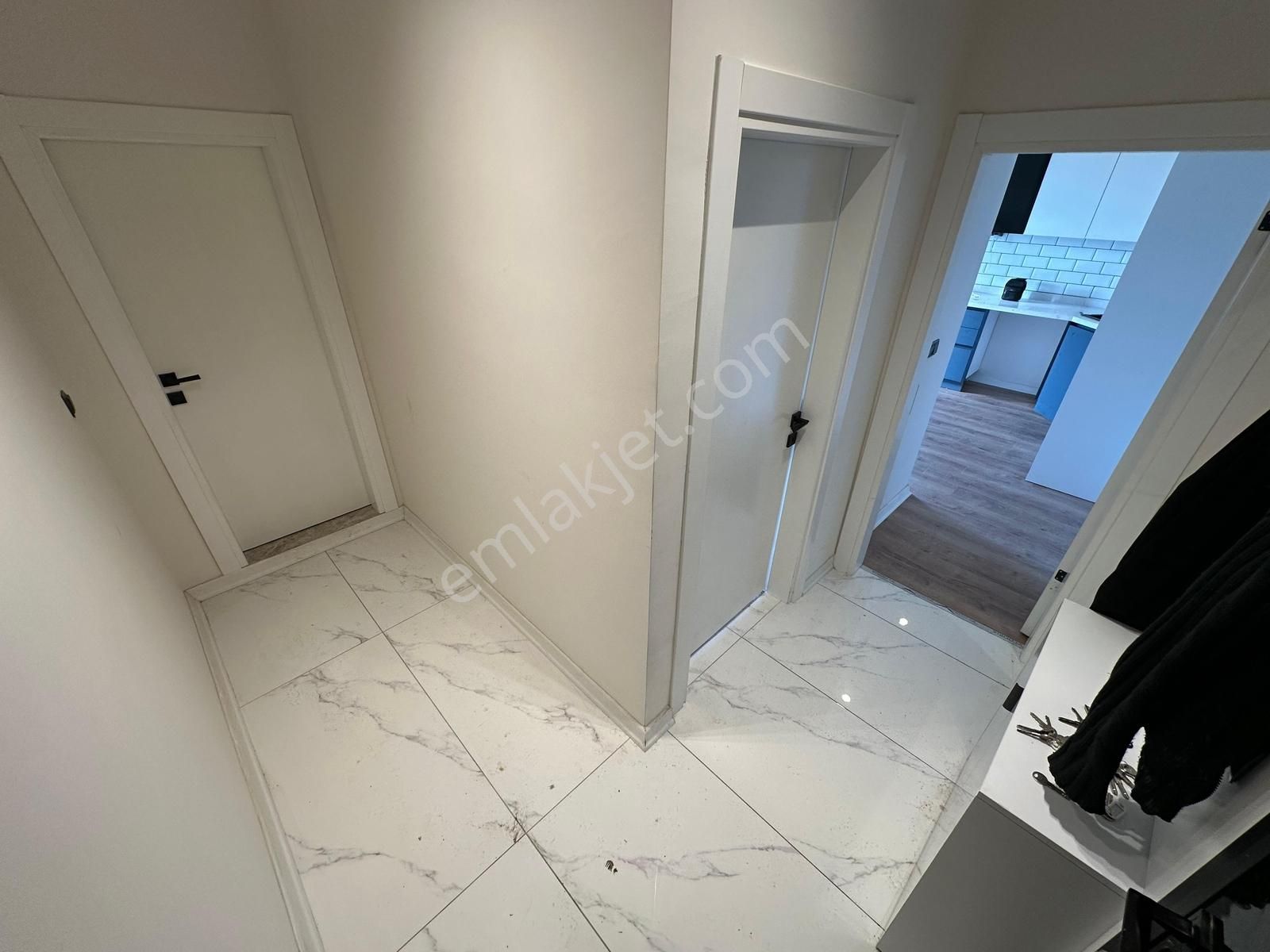 Kumsaldan Akçayda Kapalı Otopark Bahçe Kullanımlı_1+1_ Lüx Daire - Görsel 35