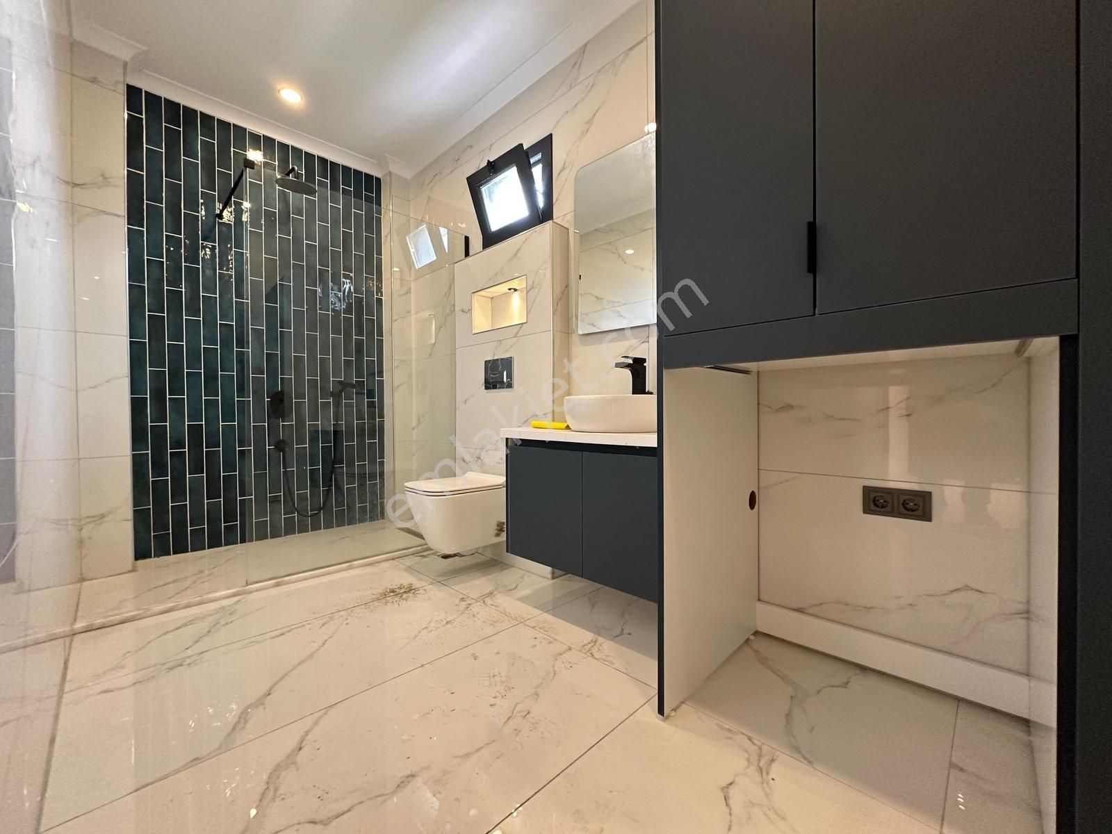 Kumsaldan Akçayda Kapalı Otopark Bahçe Kullanımlı_1+1_ Lüx Daire - Görsel 9