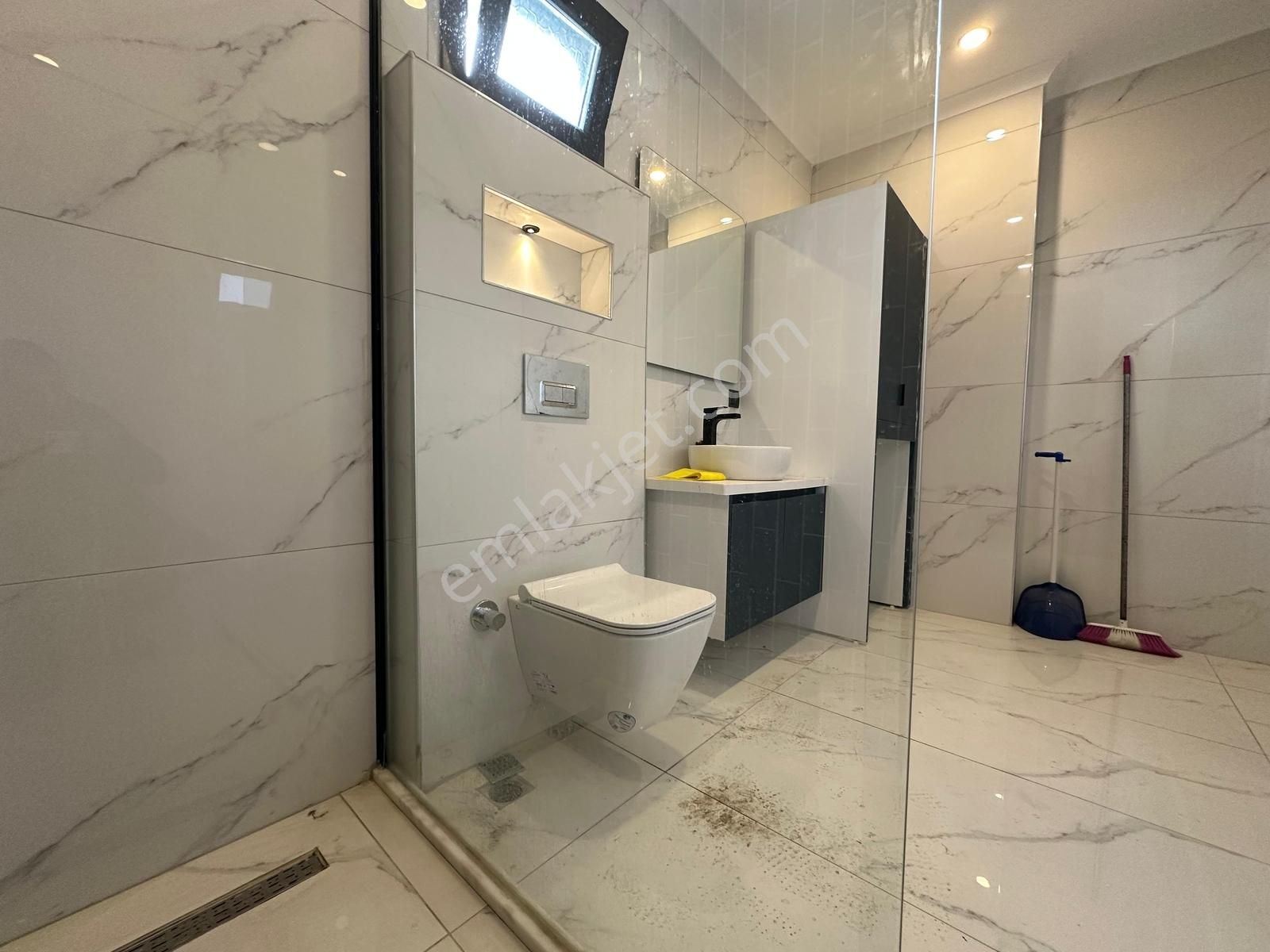 Kumsaldan Akçayda Kapalı Otopark Bahçe Kullanımlı_1+1_ Lüx Daire - Görsel 32