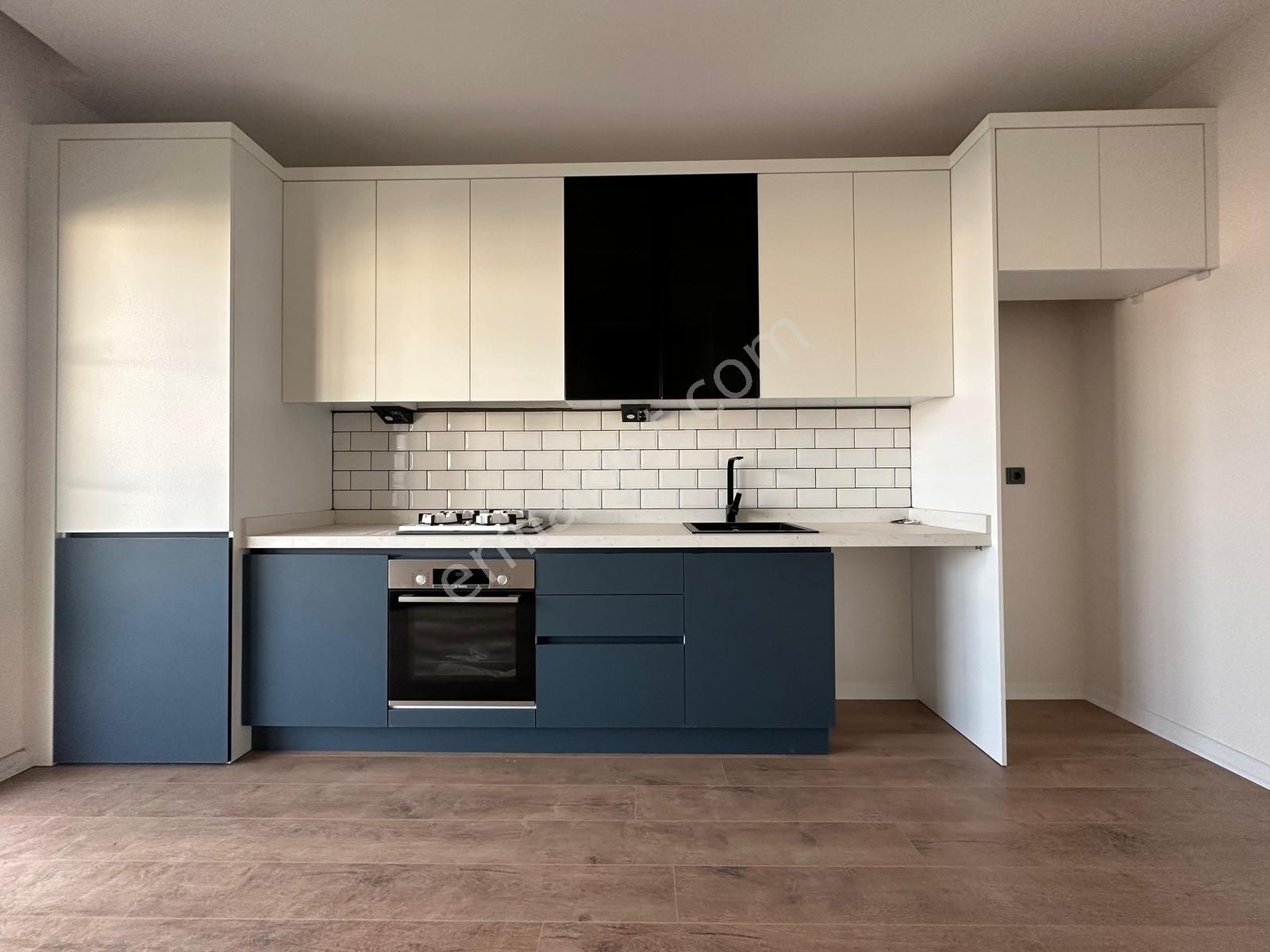 Kumsaldan Akçay'da Kapalı Otoparklı Giyinme Odalı_2+1_ Lüx Daire - Görsel 22