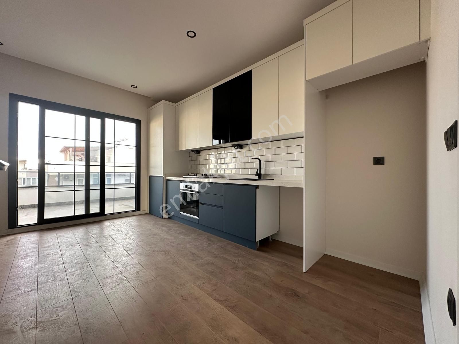 Kumsaldan Akçay'da Kapalı Otoparklı Giyinme Odalı_2+1_ Lüx Daire - Görsel 23