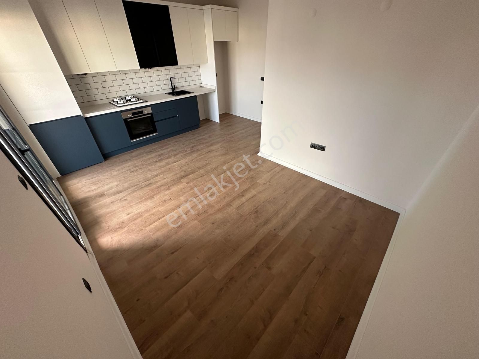 Kumsaldan Akçay'da Kapalı Otoparklı Giyinme Odalı_2+1_ Lüx Daire - Görsel 15